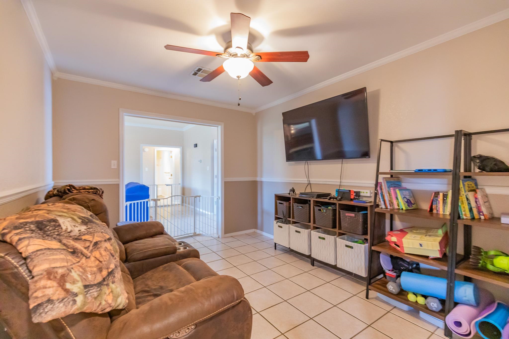 3656 Mosswood AVE
