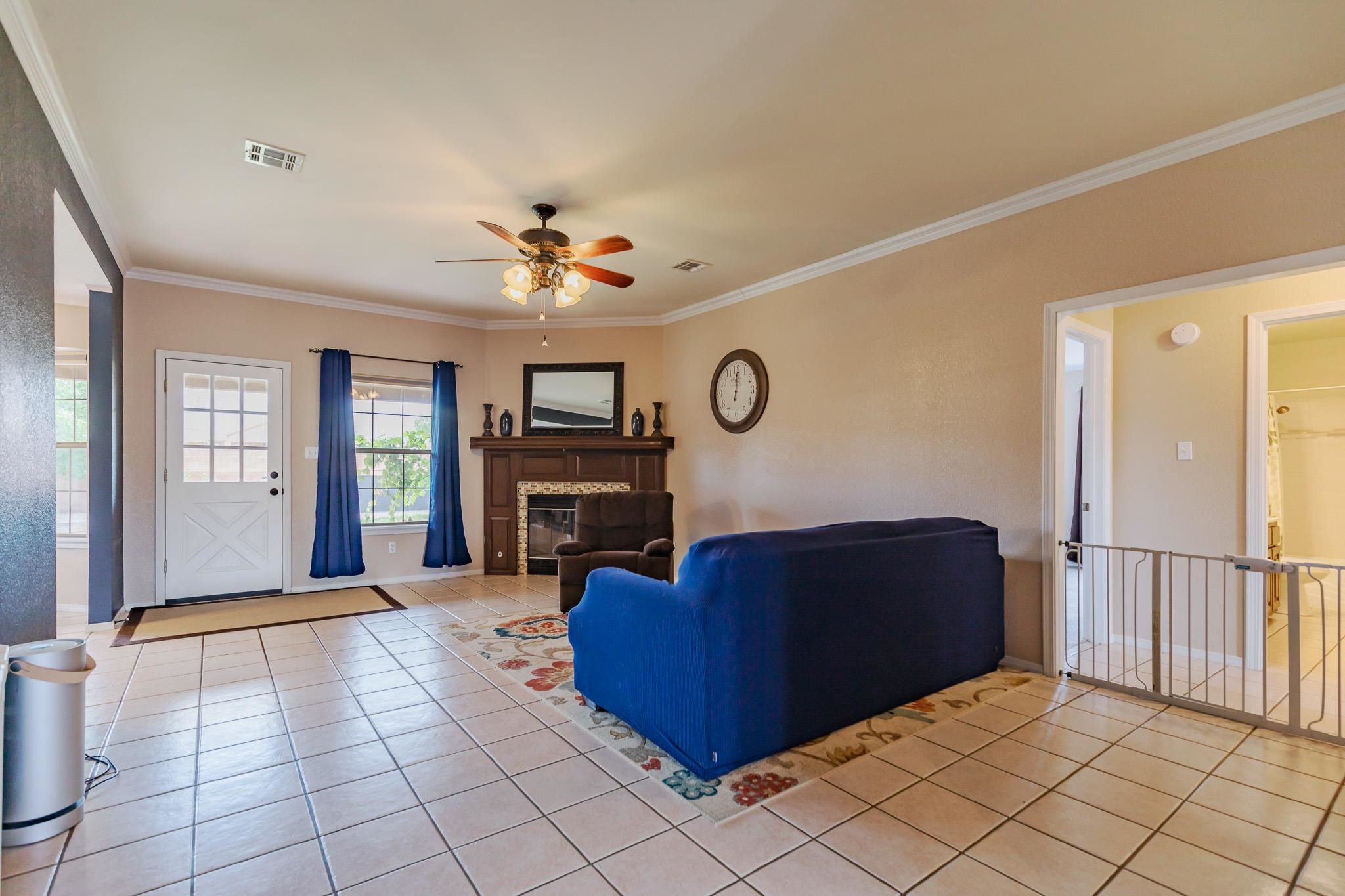 3656 Mosswood AVE