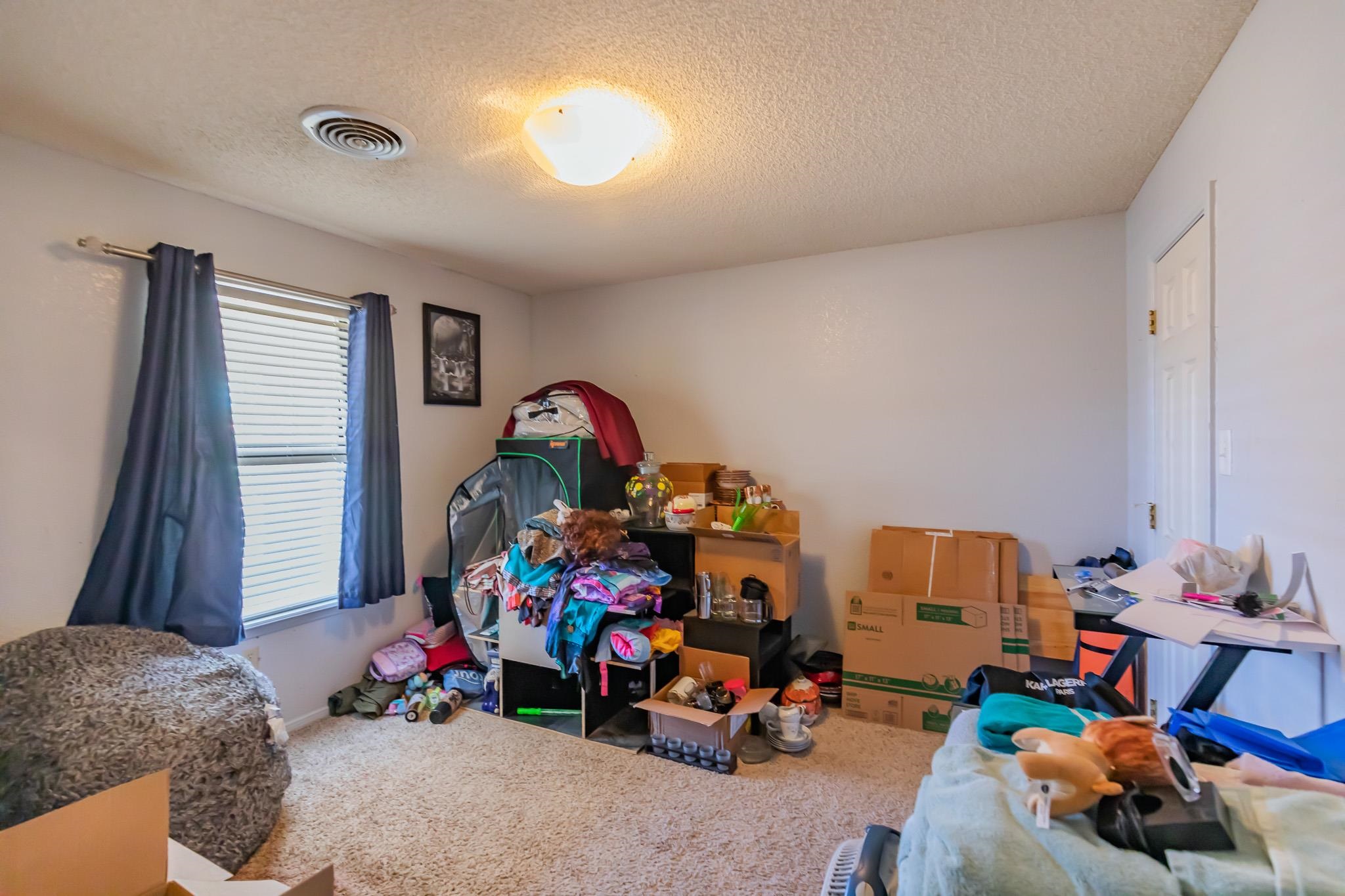 2584 Desert Hills DR