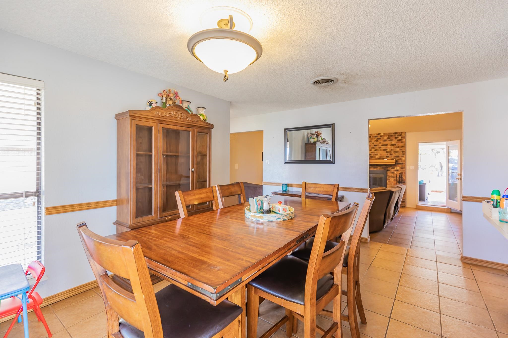 2584 Desert Hills DR