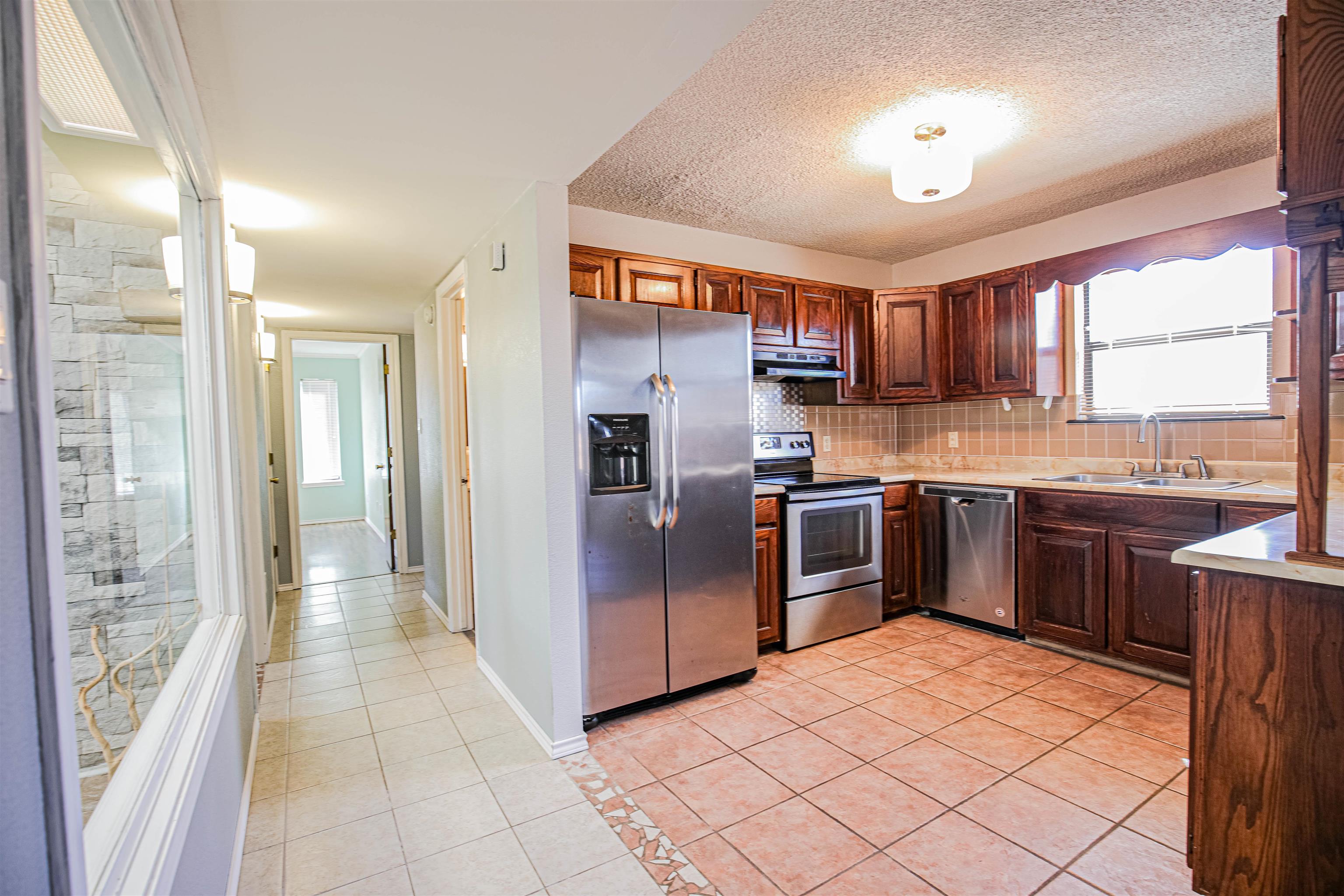 3509 Greasewood AVE