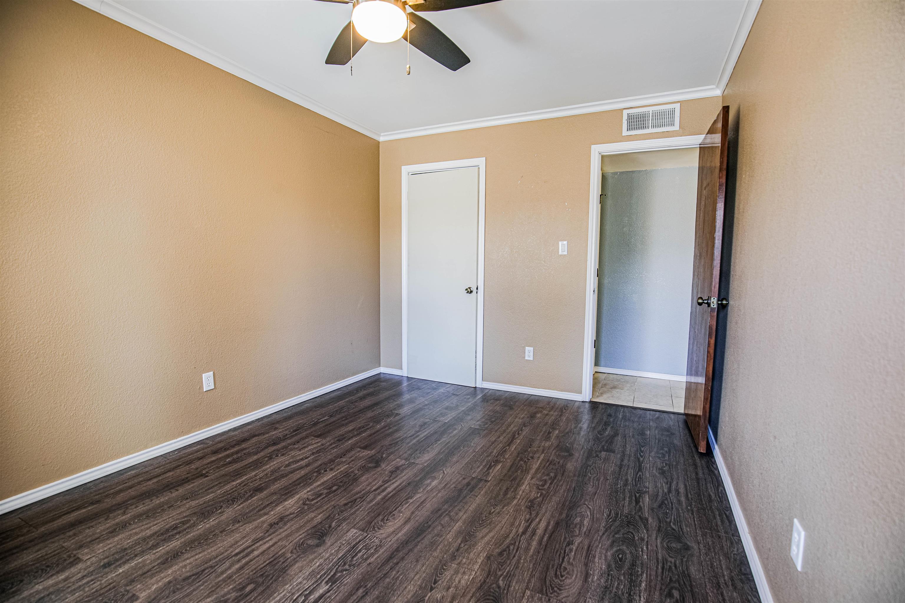 3509 Greasewood AVE