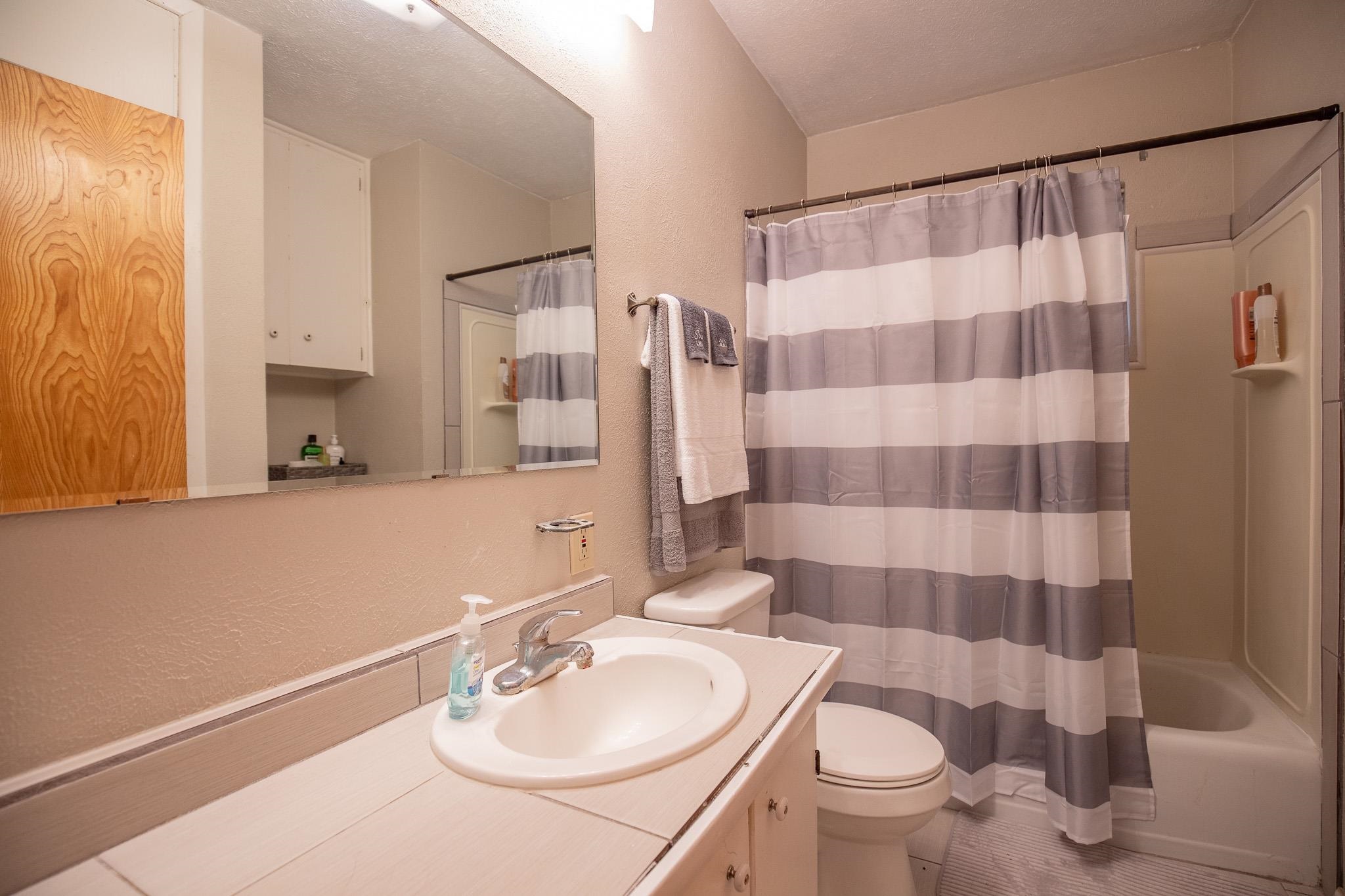 1606 Twenty-Fourth ST