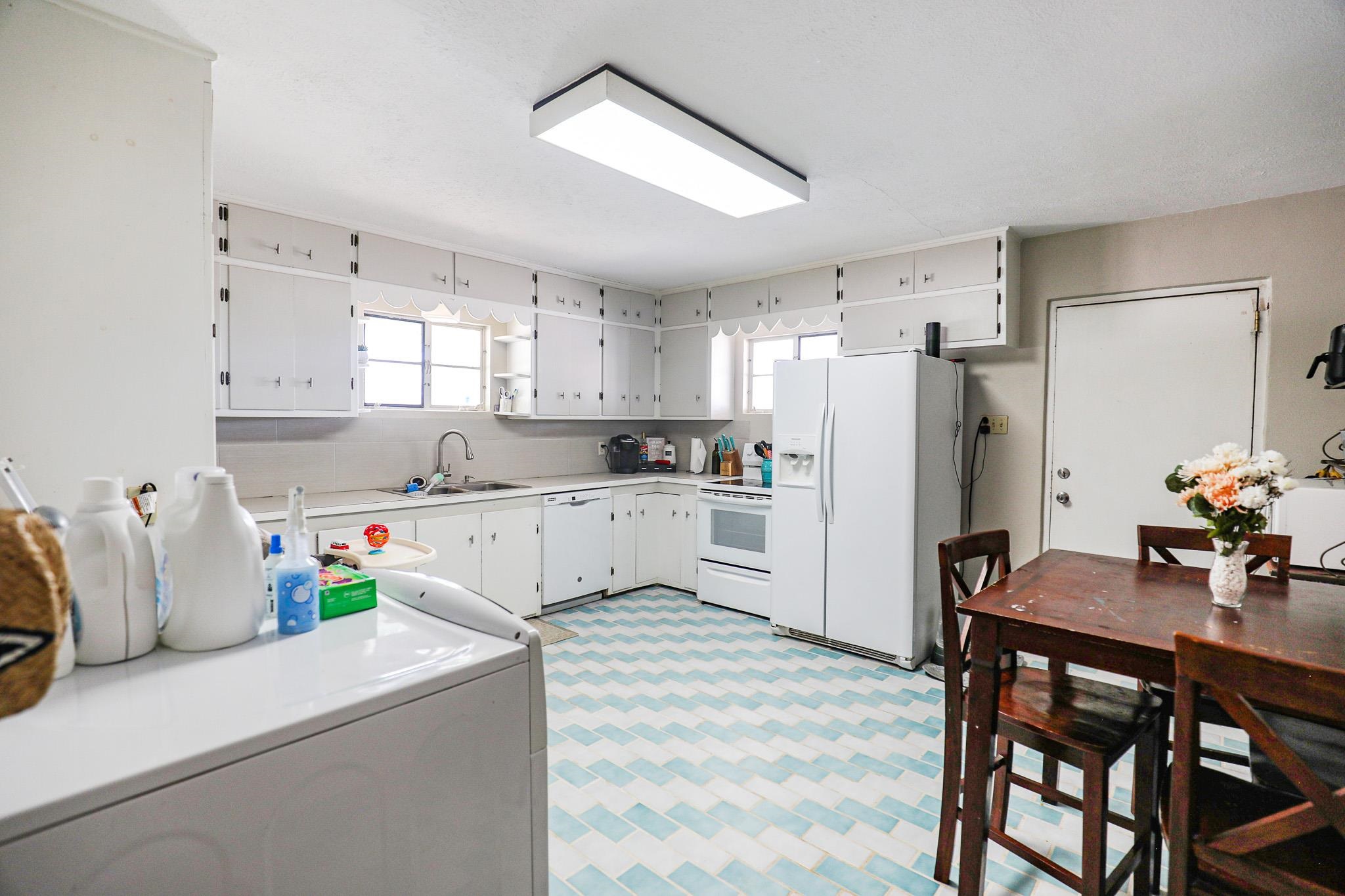 1606 Twenty-Fourth ST