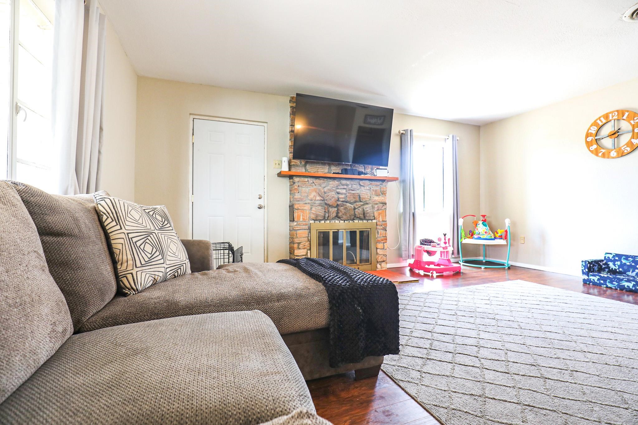 1606 Twenty-Fourth ST