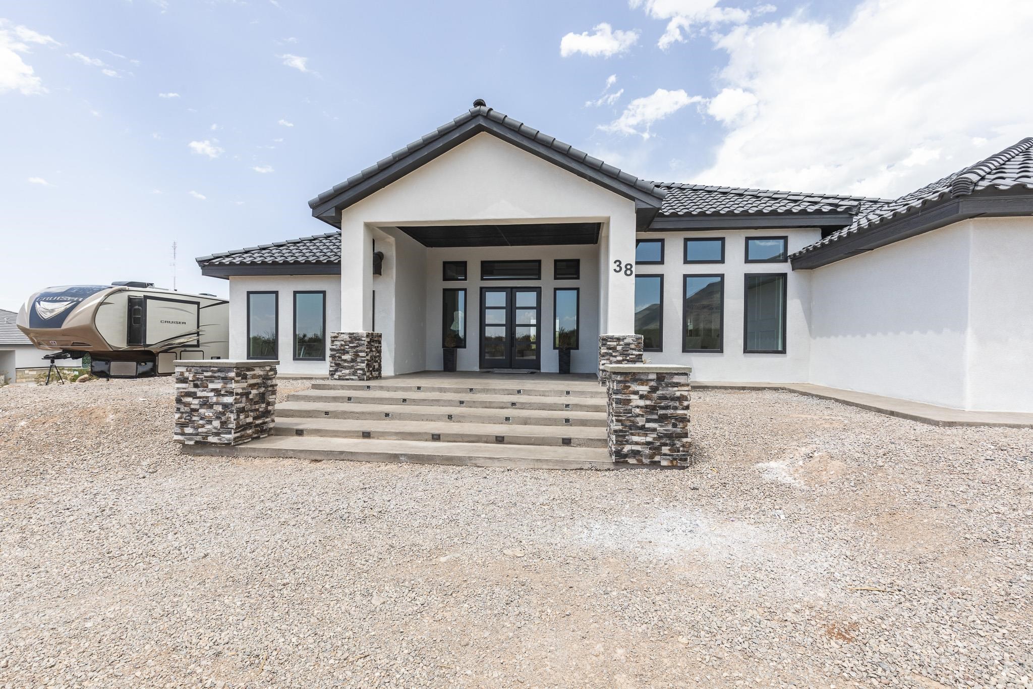 38 Pueblo Del Sol