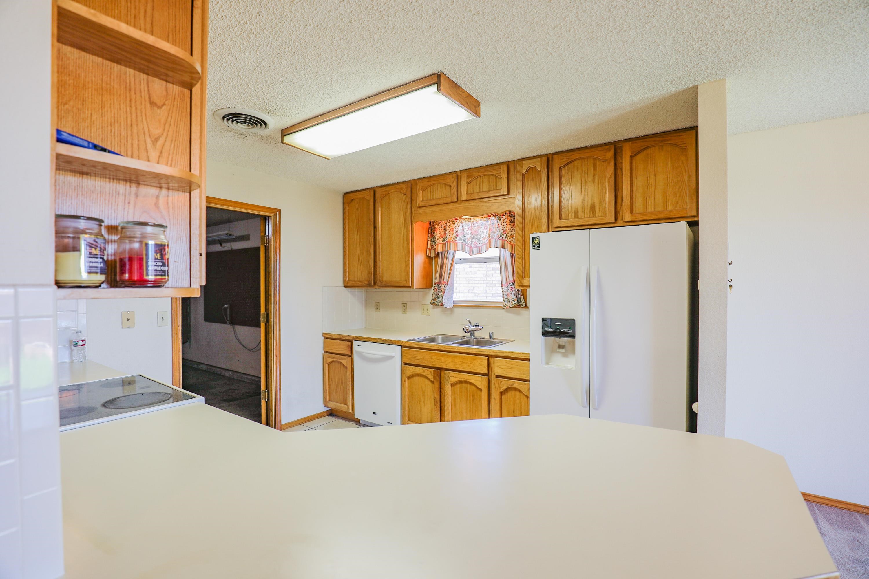 765 Montwood
