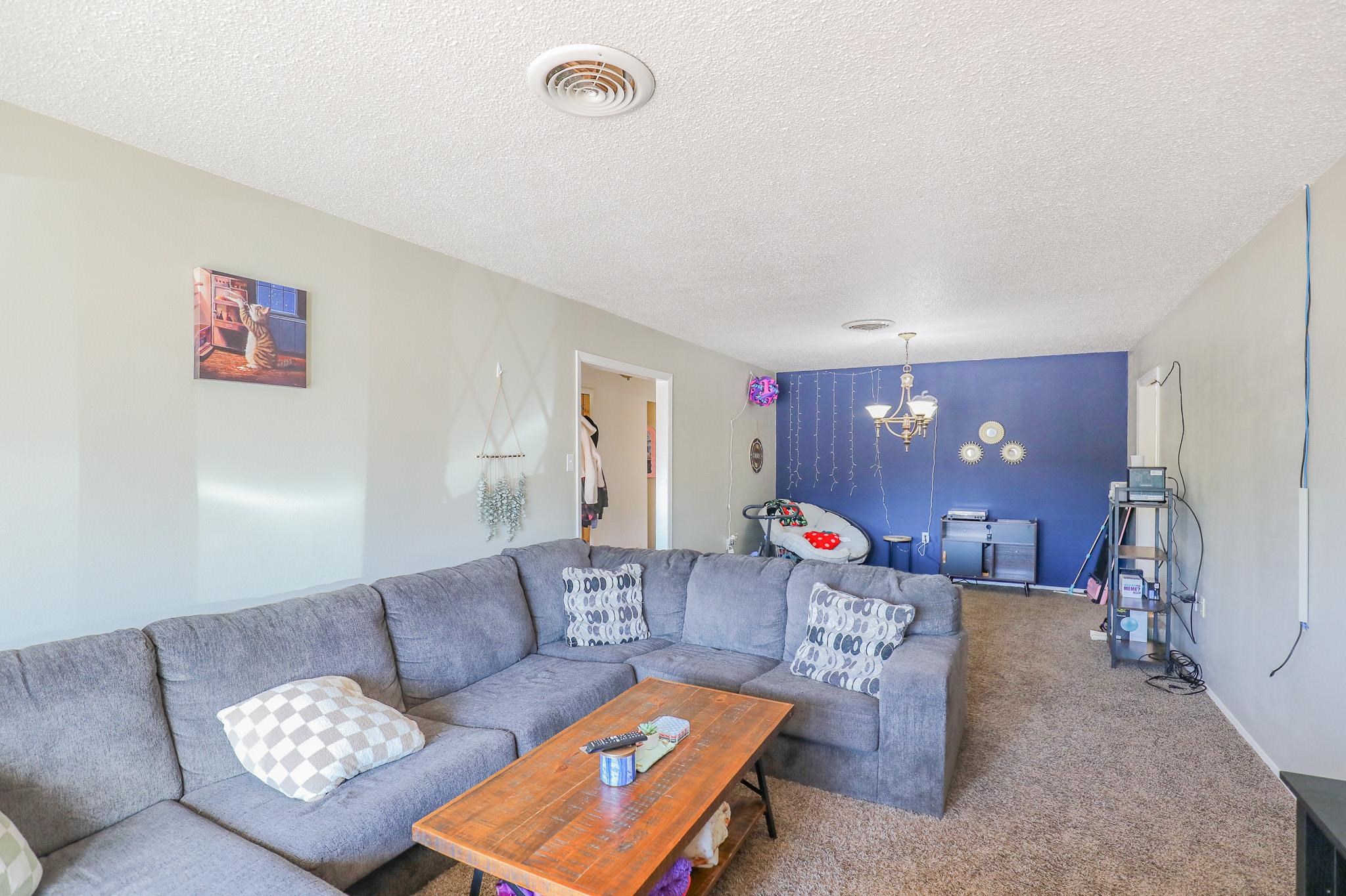 2907 Sunrise AVE