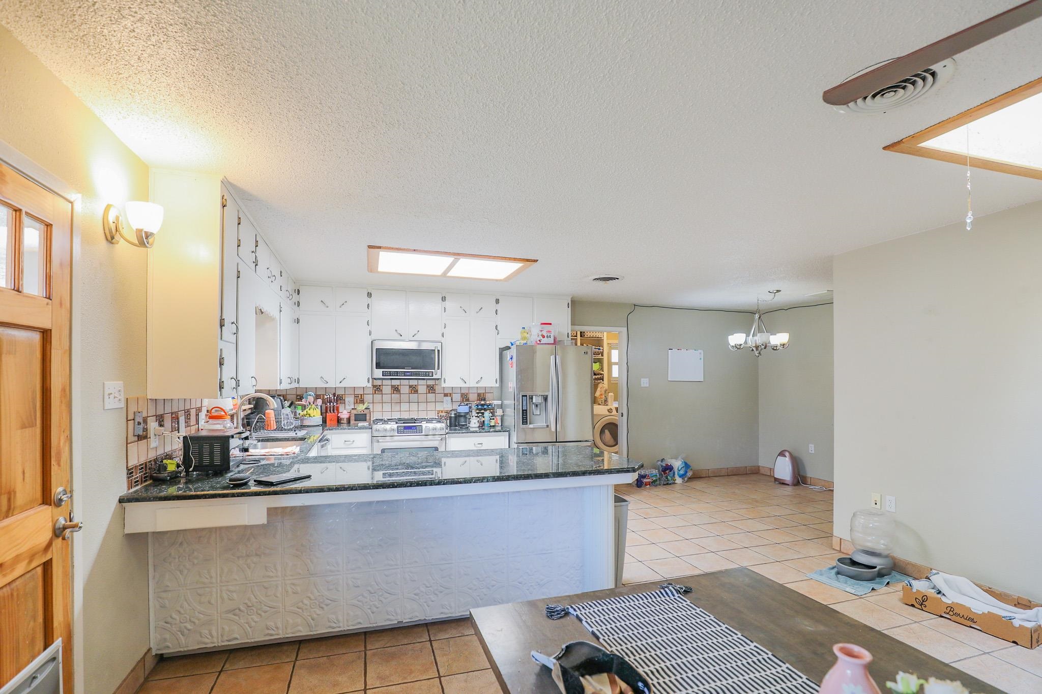 2907 Sunrise AVE