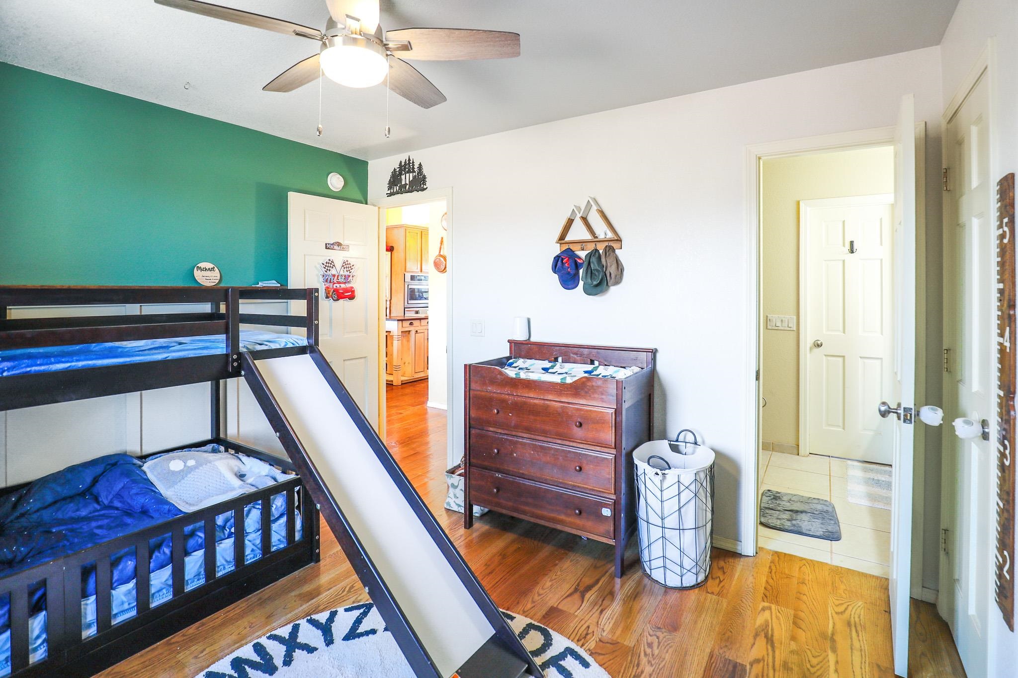 23 Cross Creek Rd