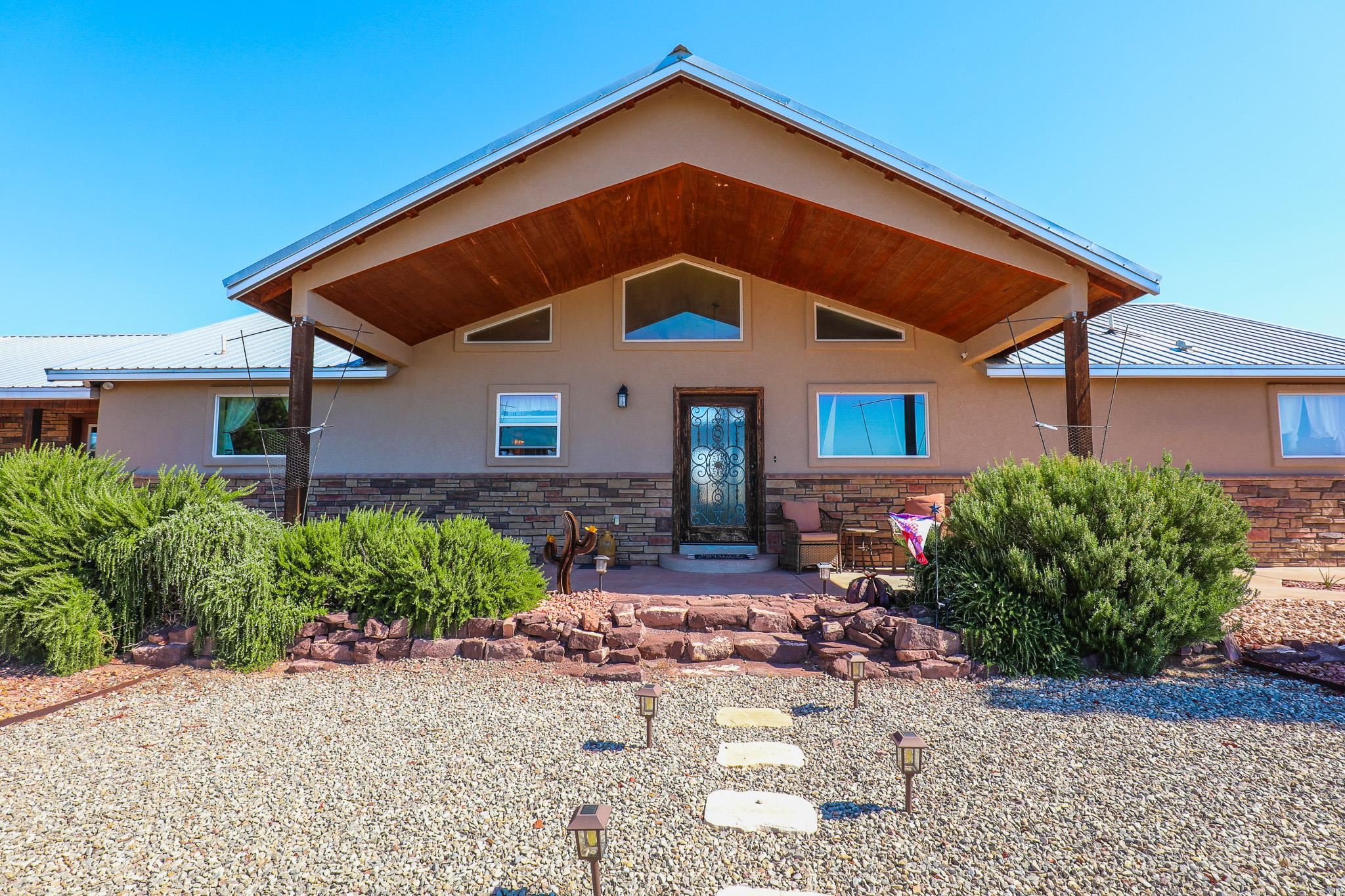 23 Cross Creek Rd