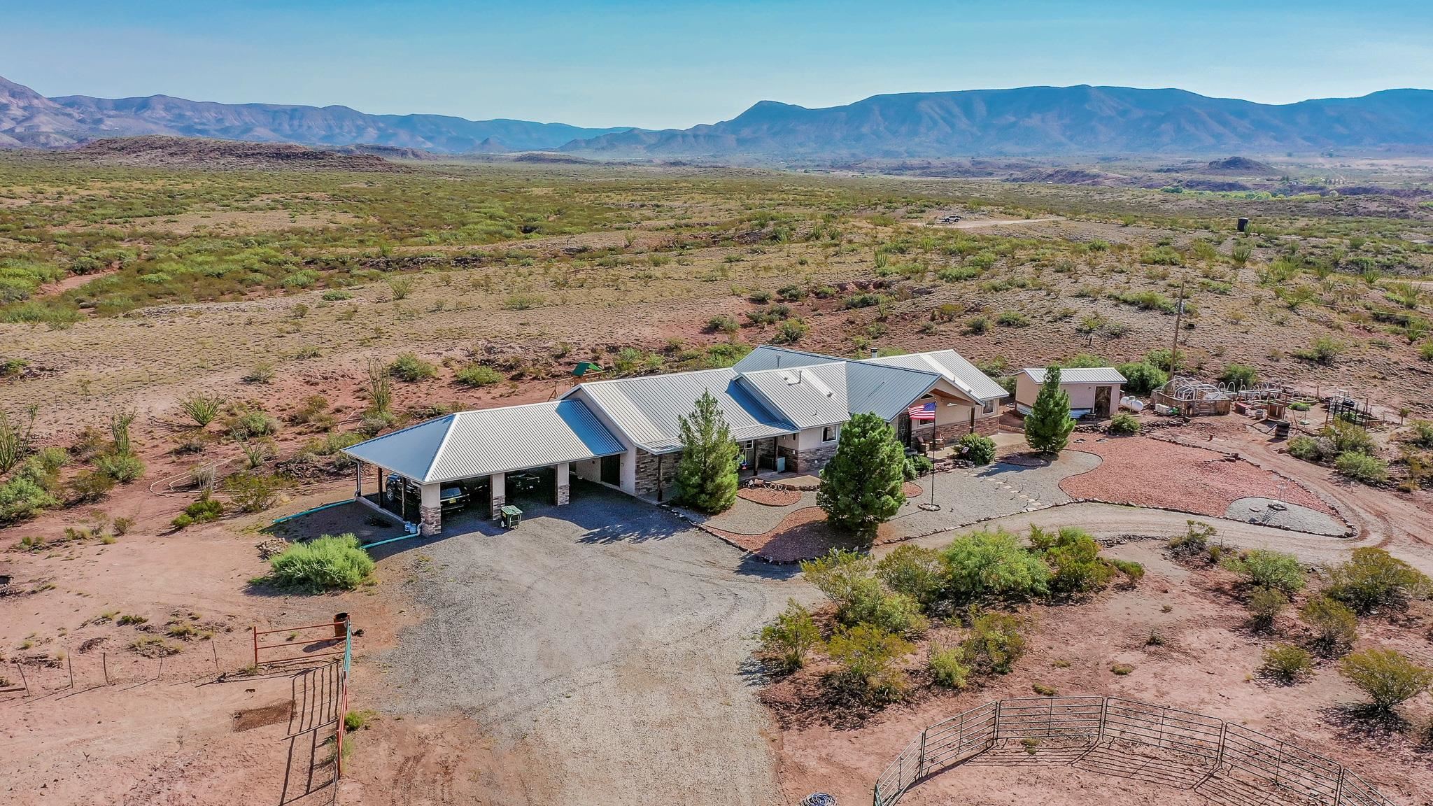 23 Cross Creek Rd