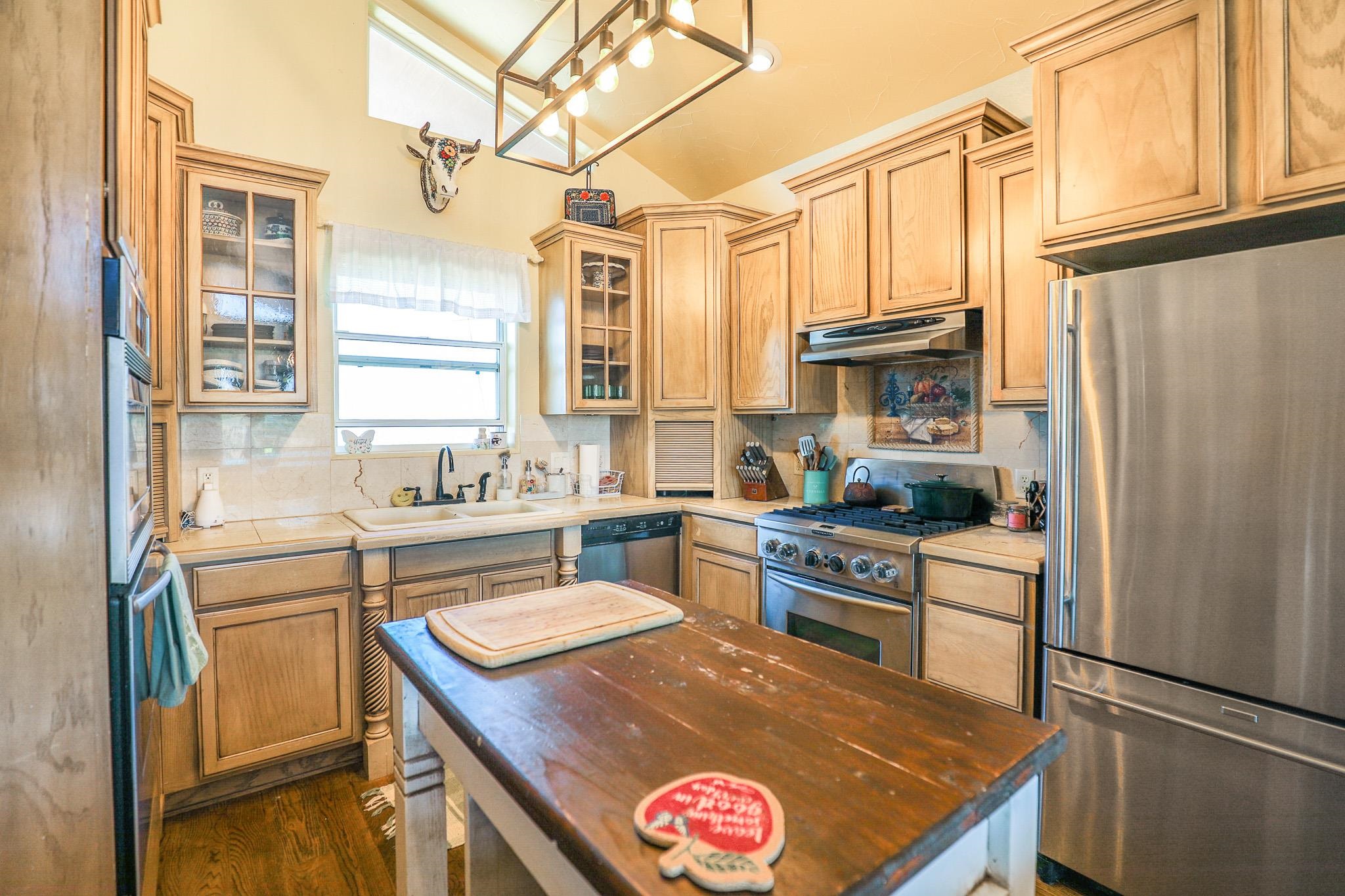 23 Cross Creek Rd