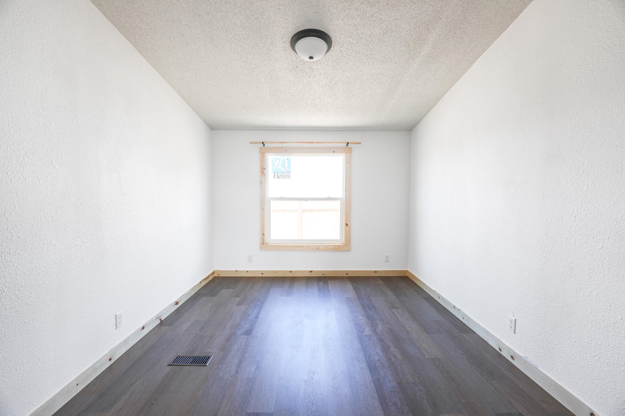 832 Travis CT