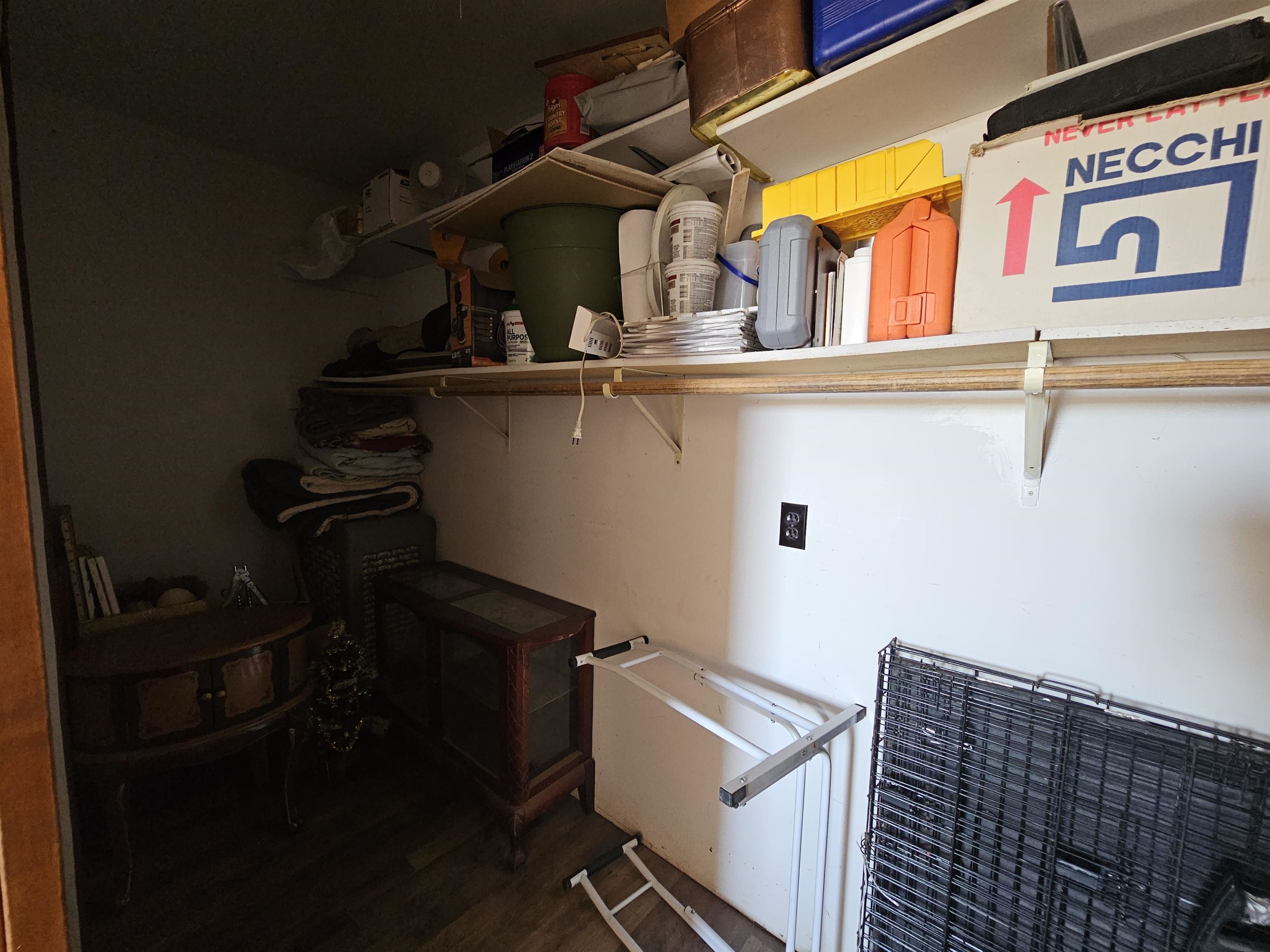 39 Becky AVE