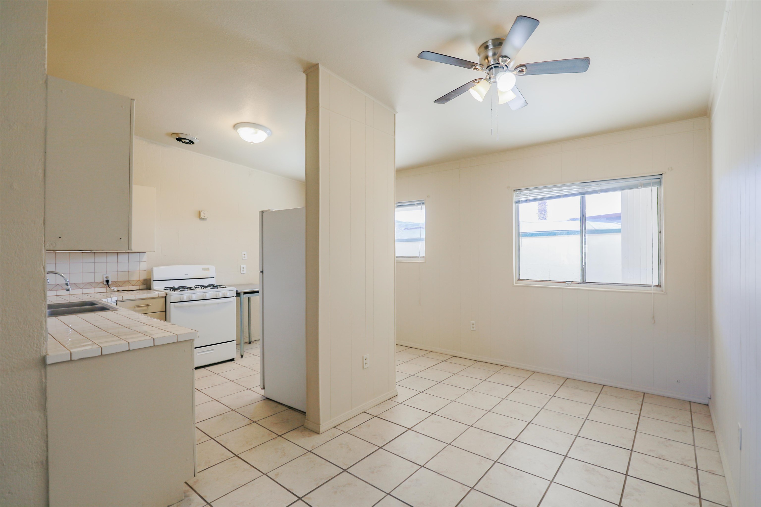 2311 Baylor AVE