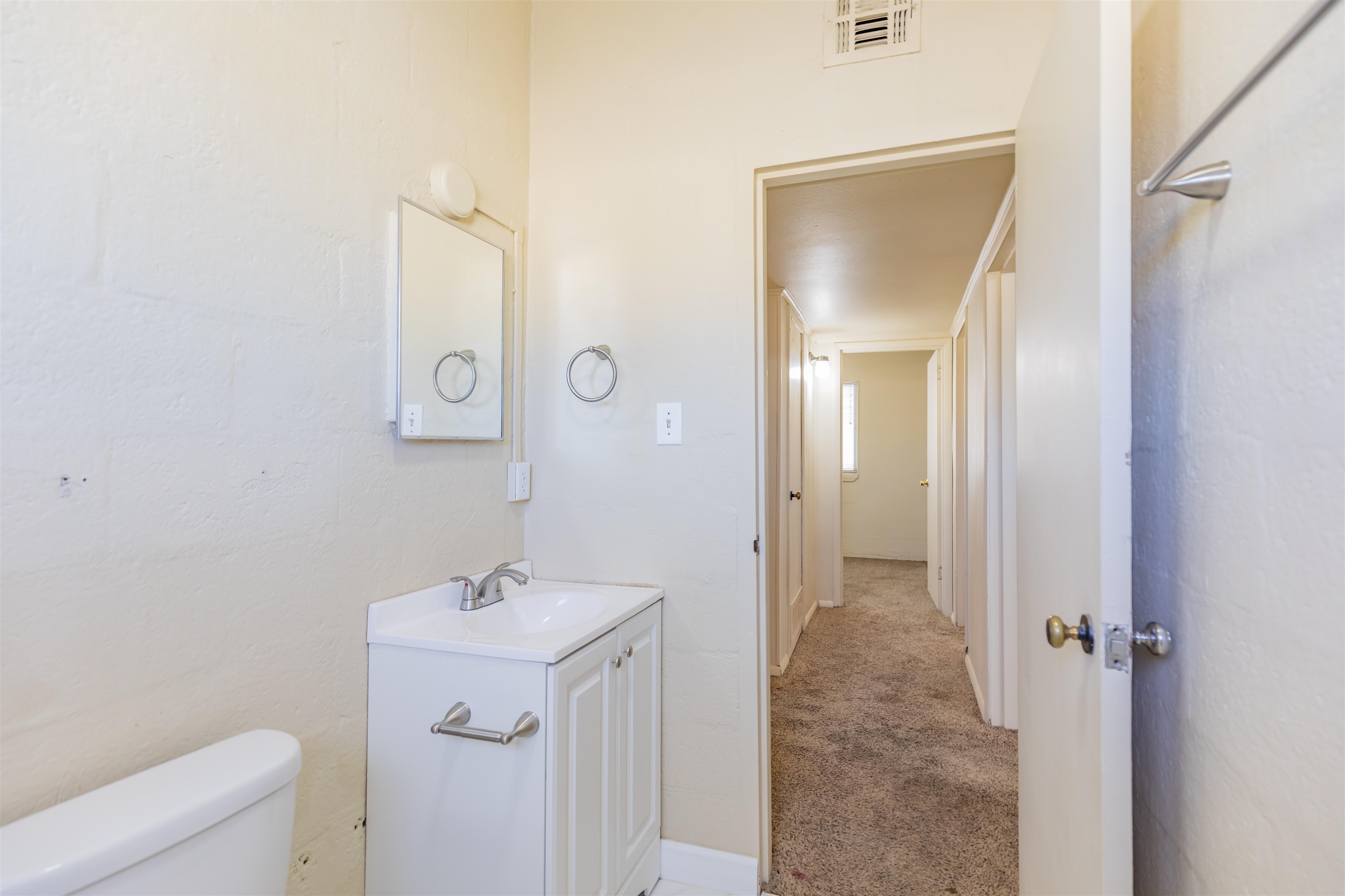 2311 Baylor AVE