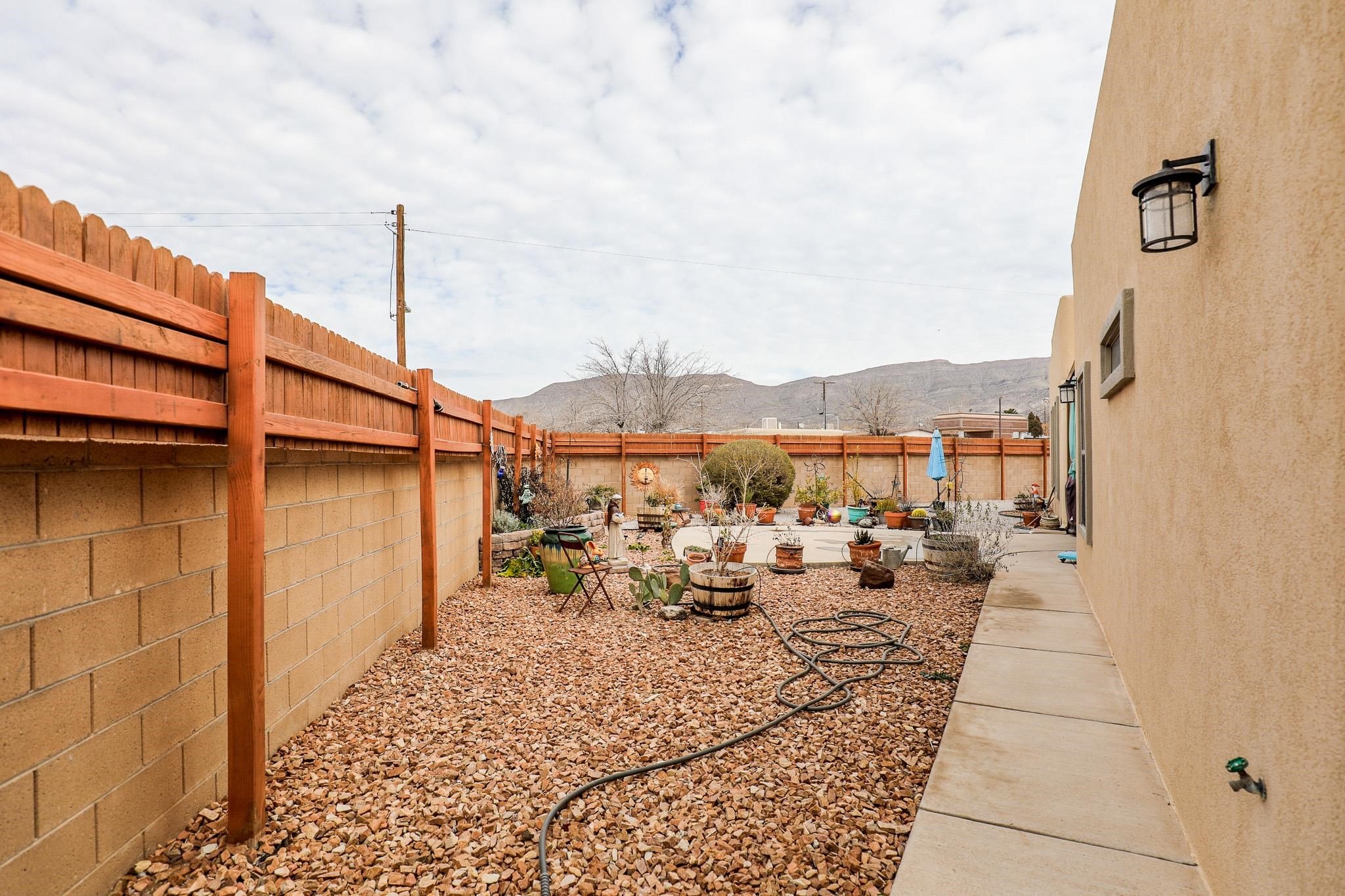 2579 Las Alturas Ct