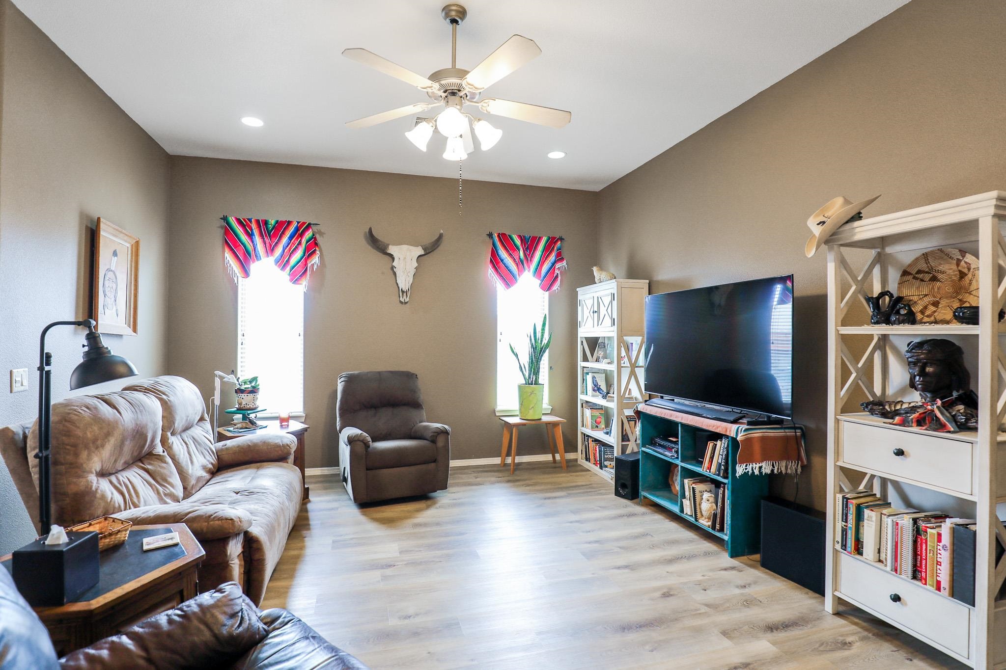 2579 Las Alturas Ct
