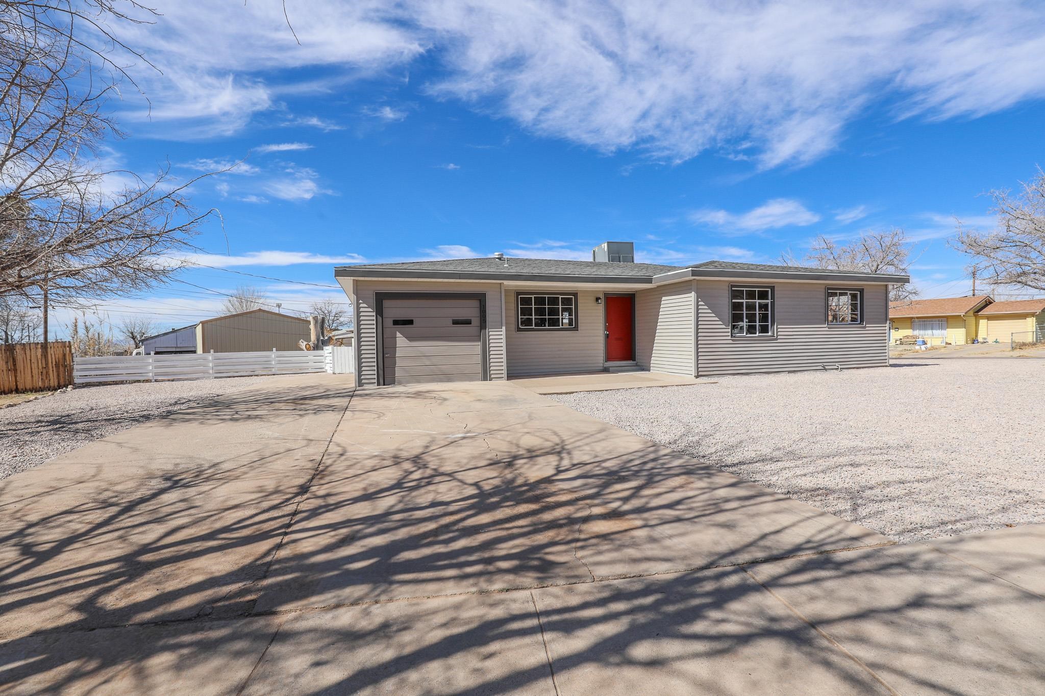 1005 Juniper DR