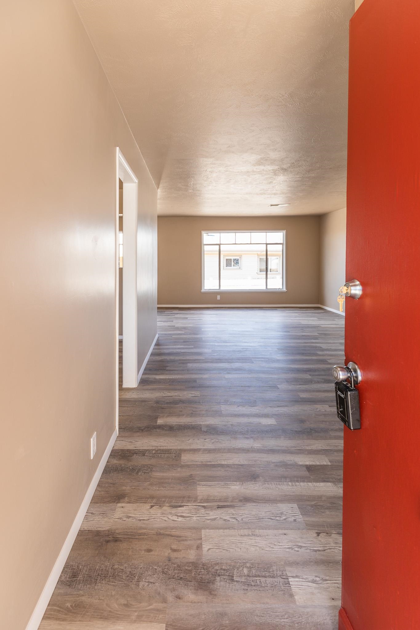 1005 Juniper DR