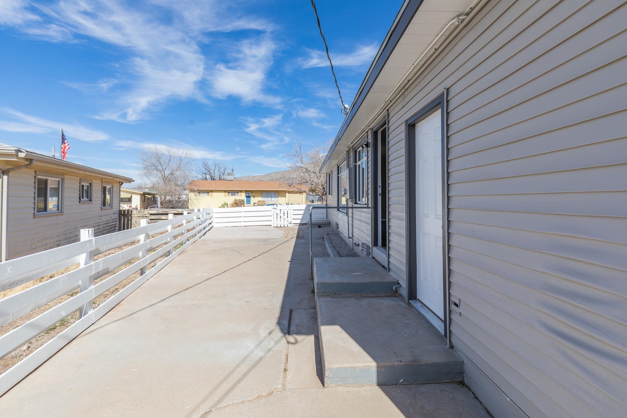 1005 Juniper DR