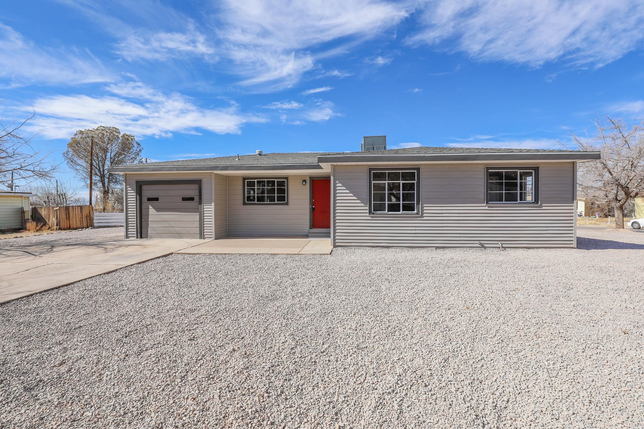 1005 Juniper DR