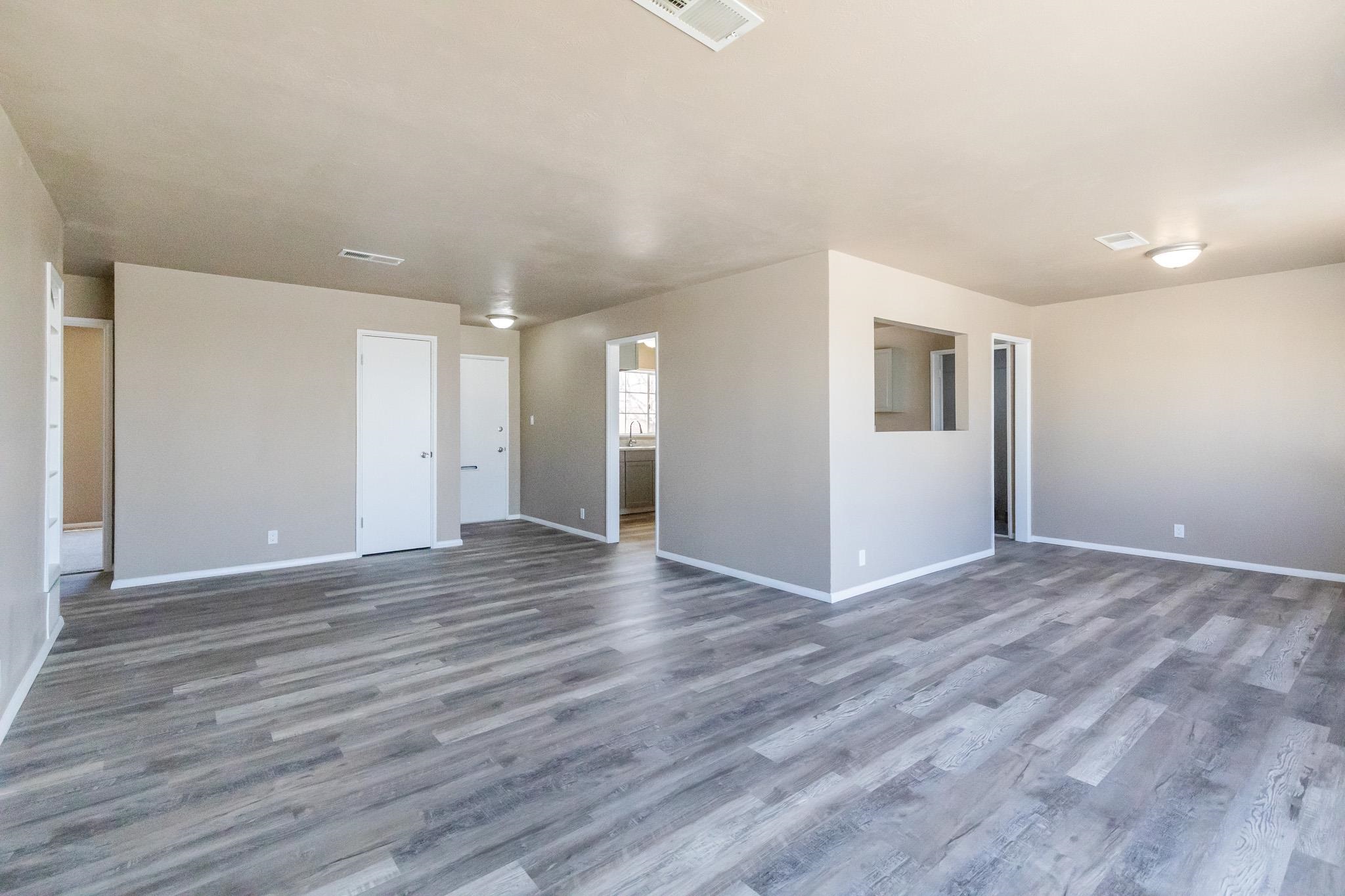 1005 Juniper DR