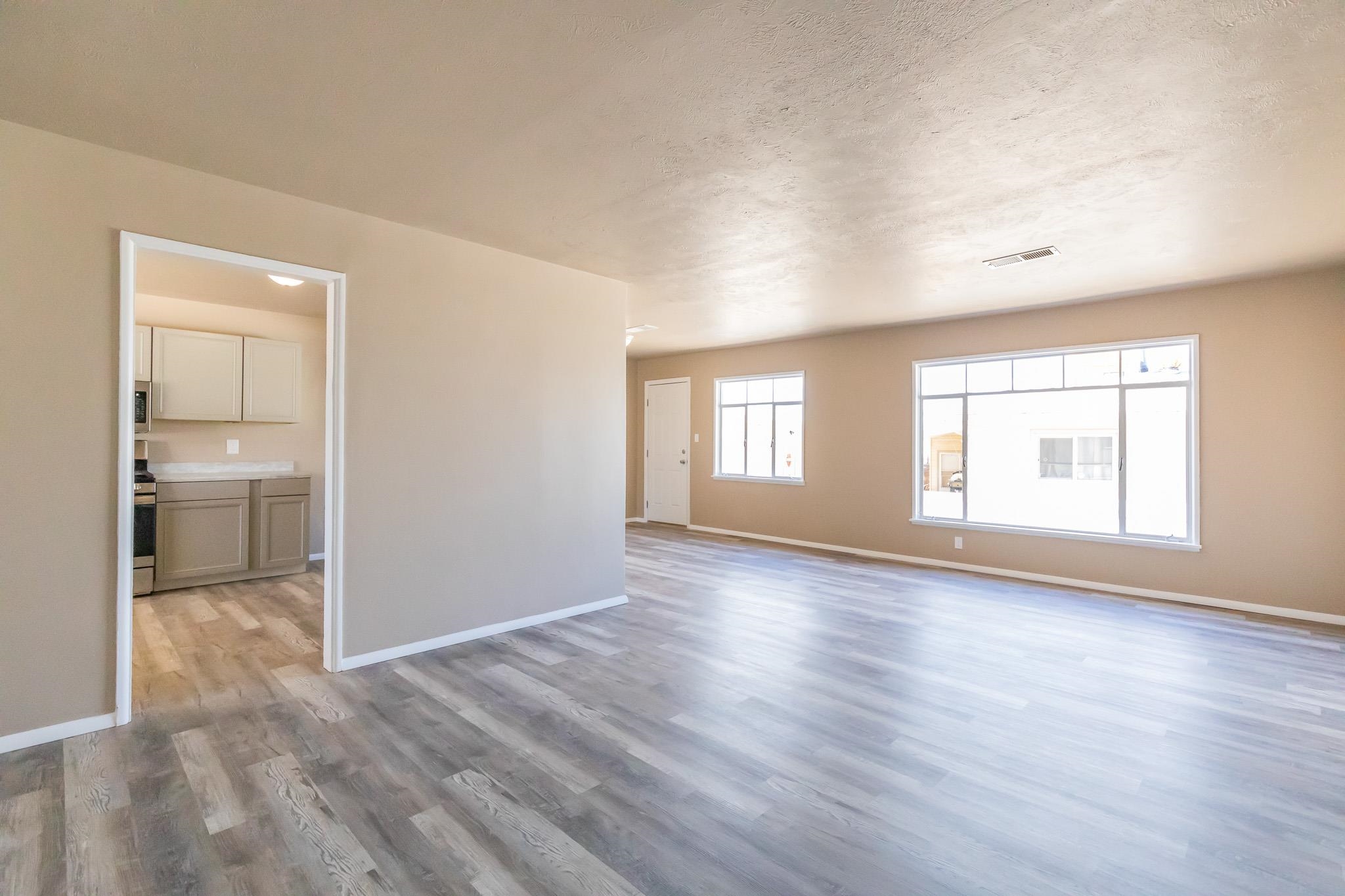 1005 Juniper DR