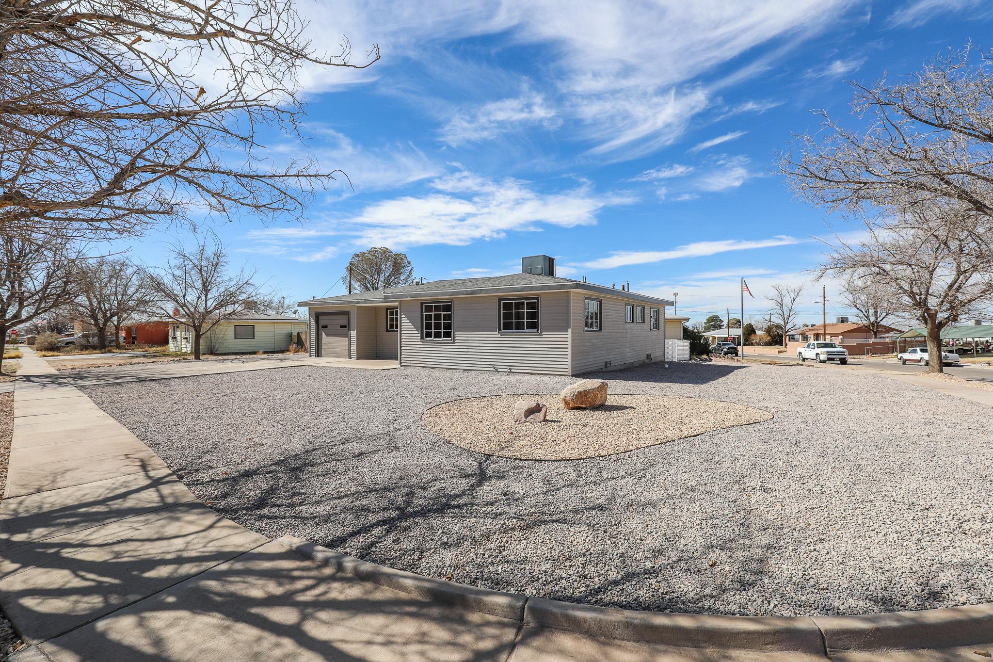 1005 Juniper DR