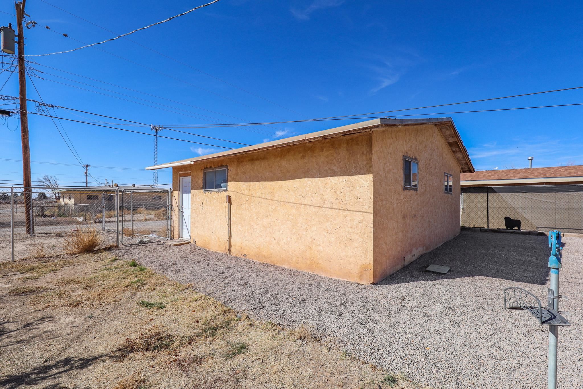 2503 Alaska AVE