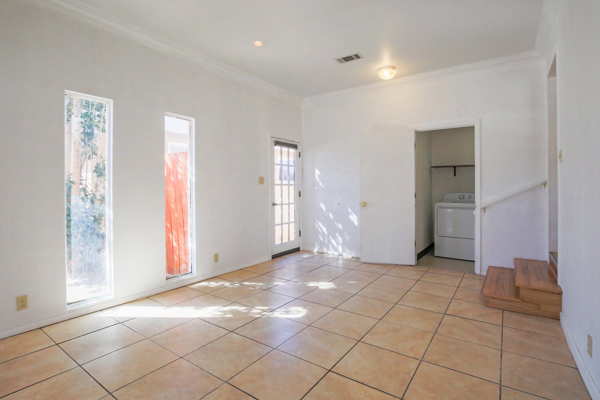 2307 Baylor AVE