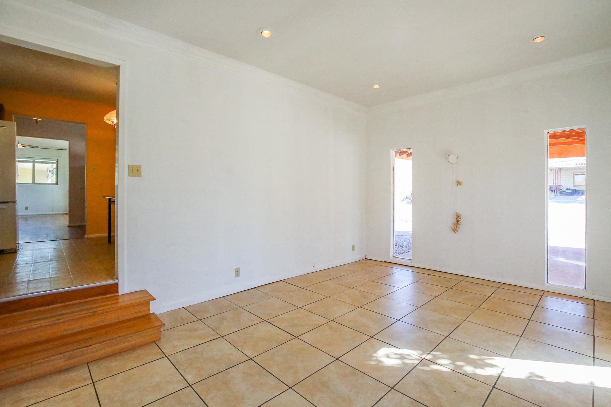 2307 Baylor AVE
