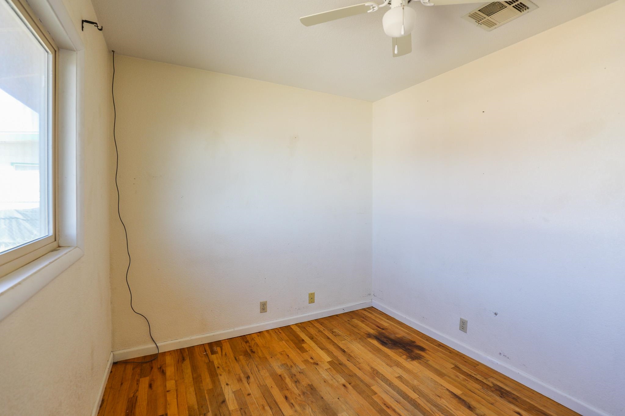 2307 Baylor AVE