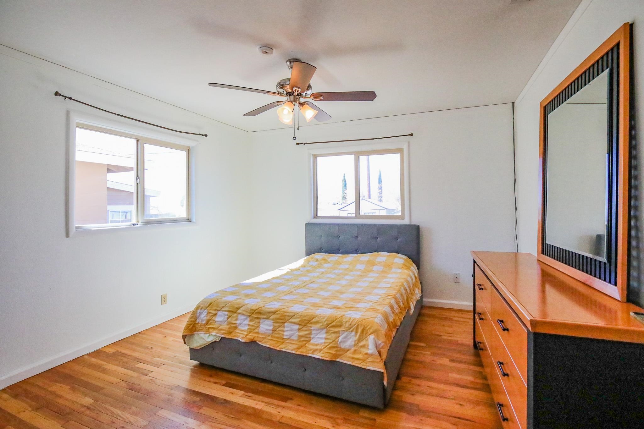 2307 Baylor AVE