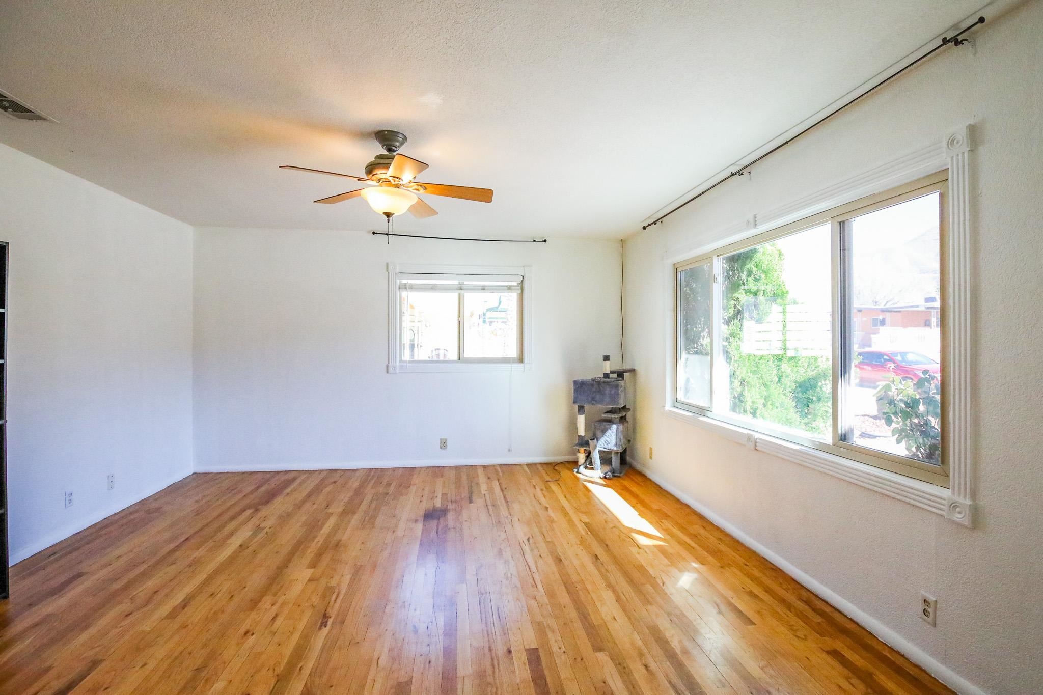 2307 Baylor AVE