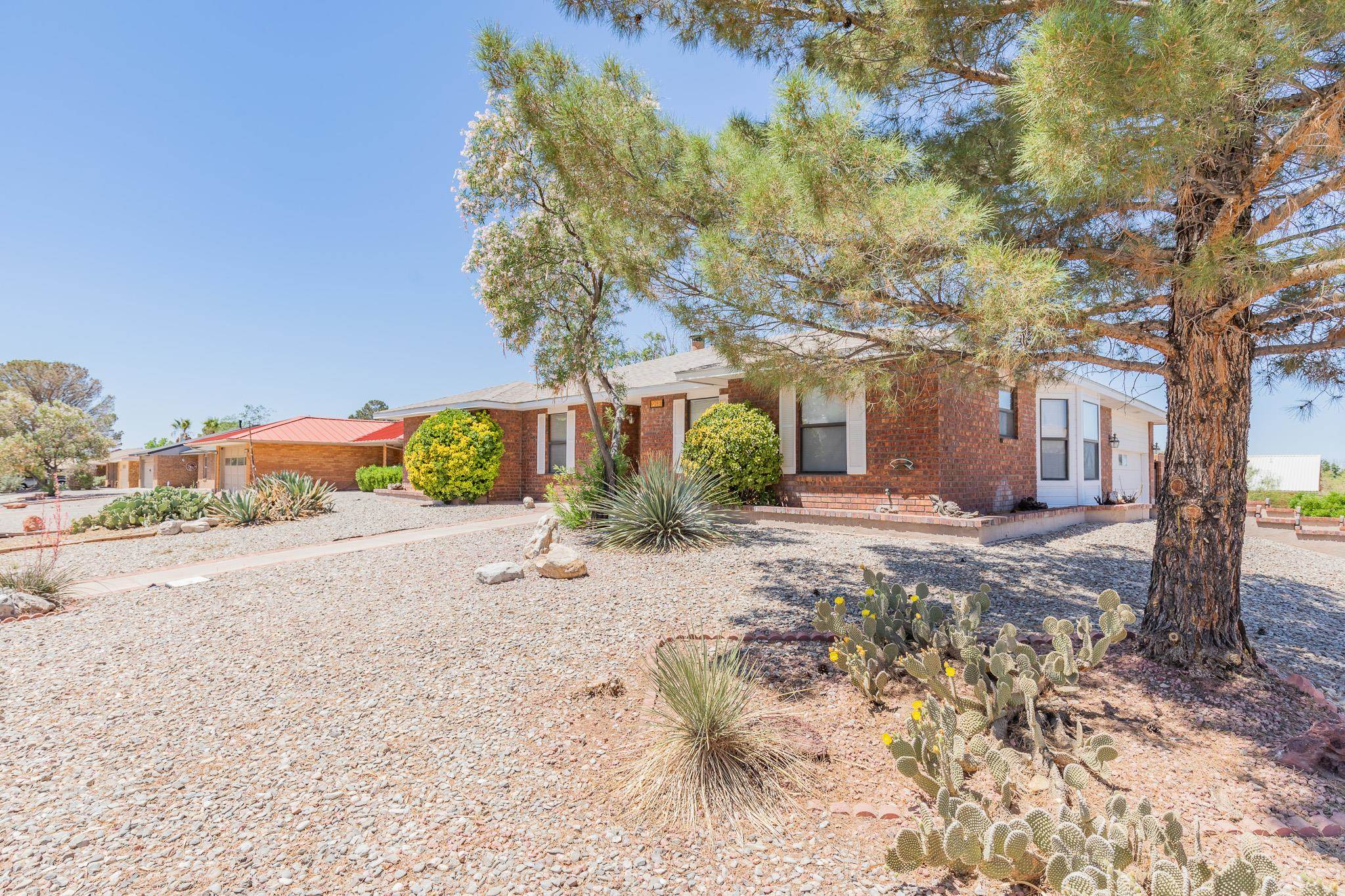 215 Shadow Mountain DR