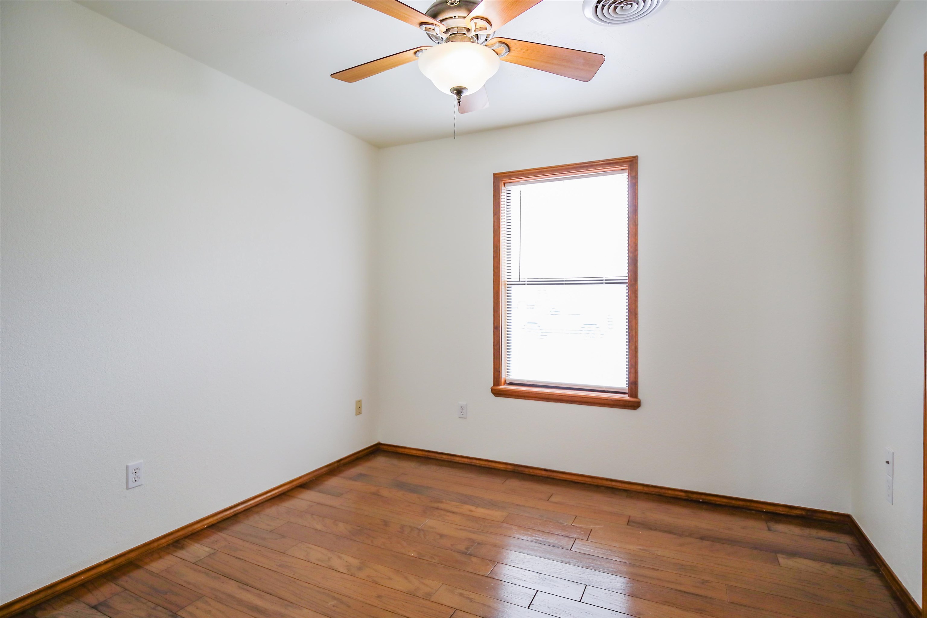 215 Shadow Mountain DR