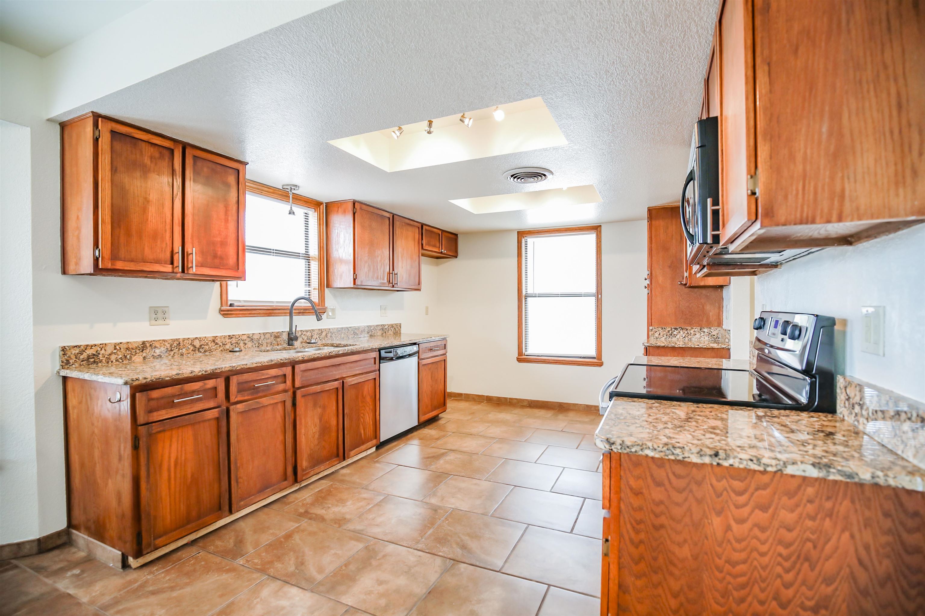 215 Shadow Mountain DR