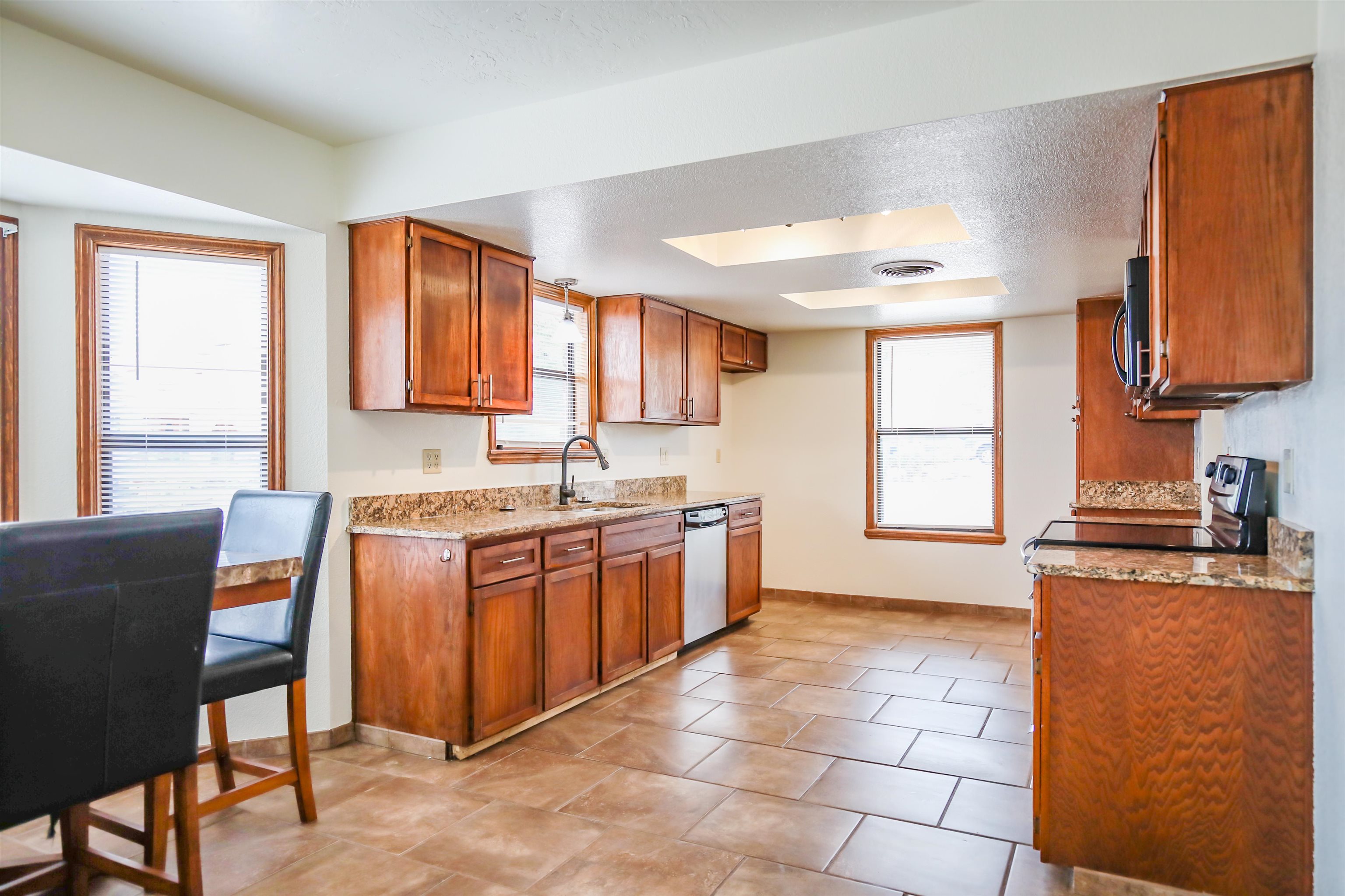 215 Shadow Mountain DR