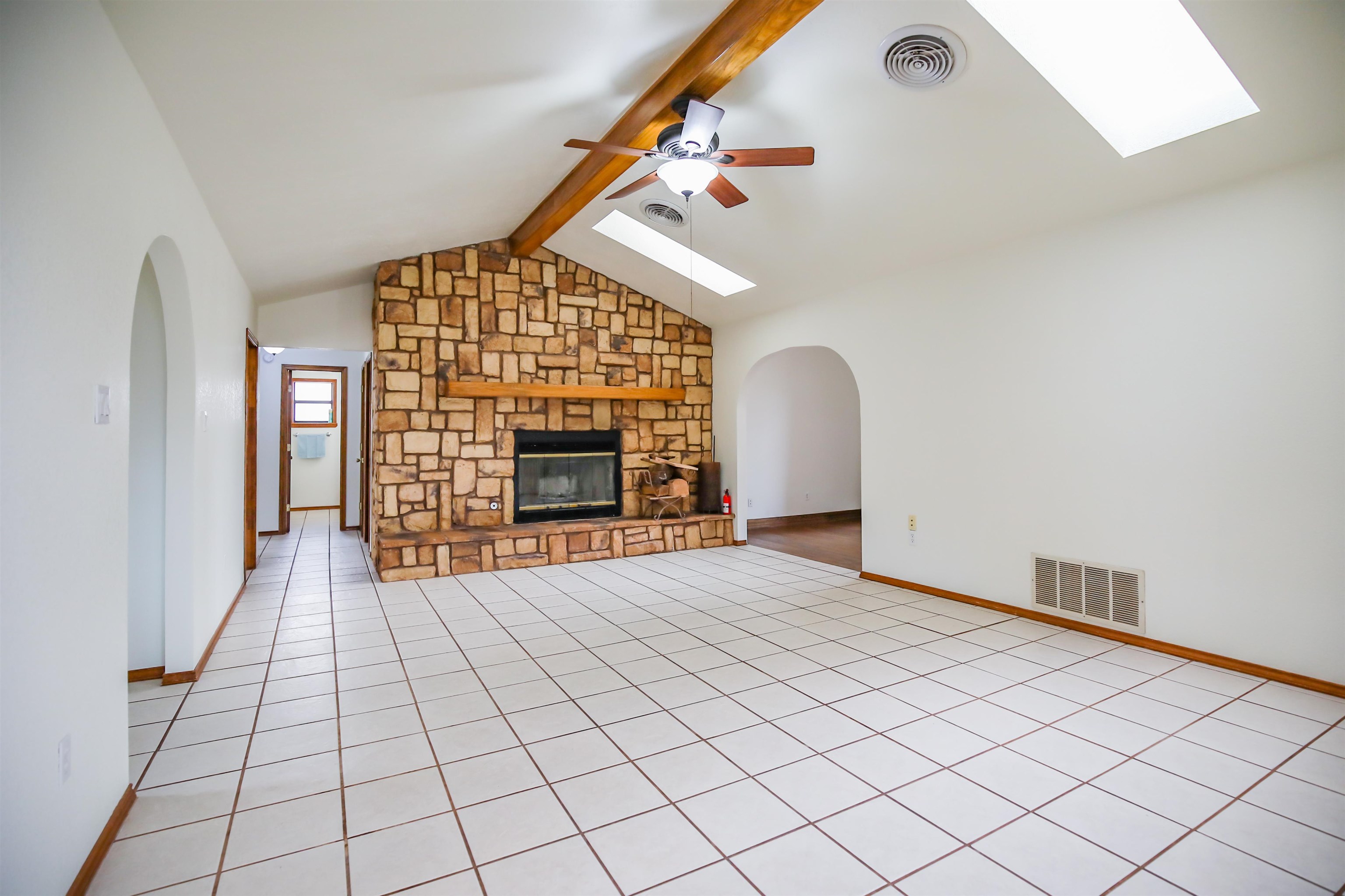 215 Shadow Mountain DR