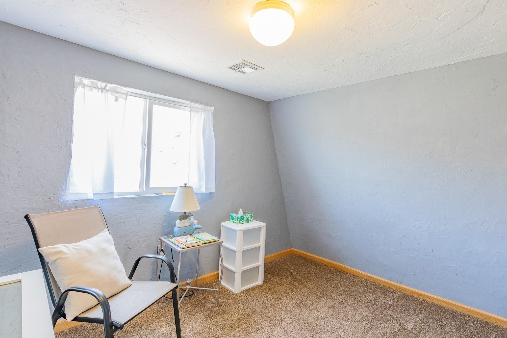 11 Lakeview Ct