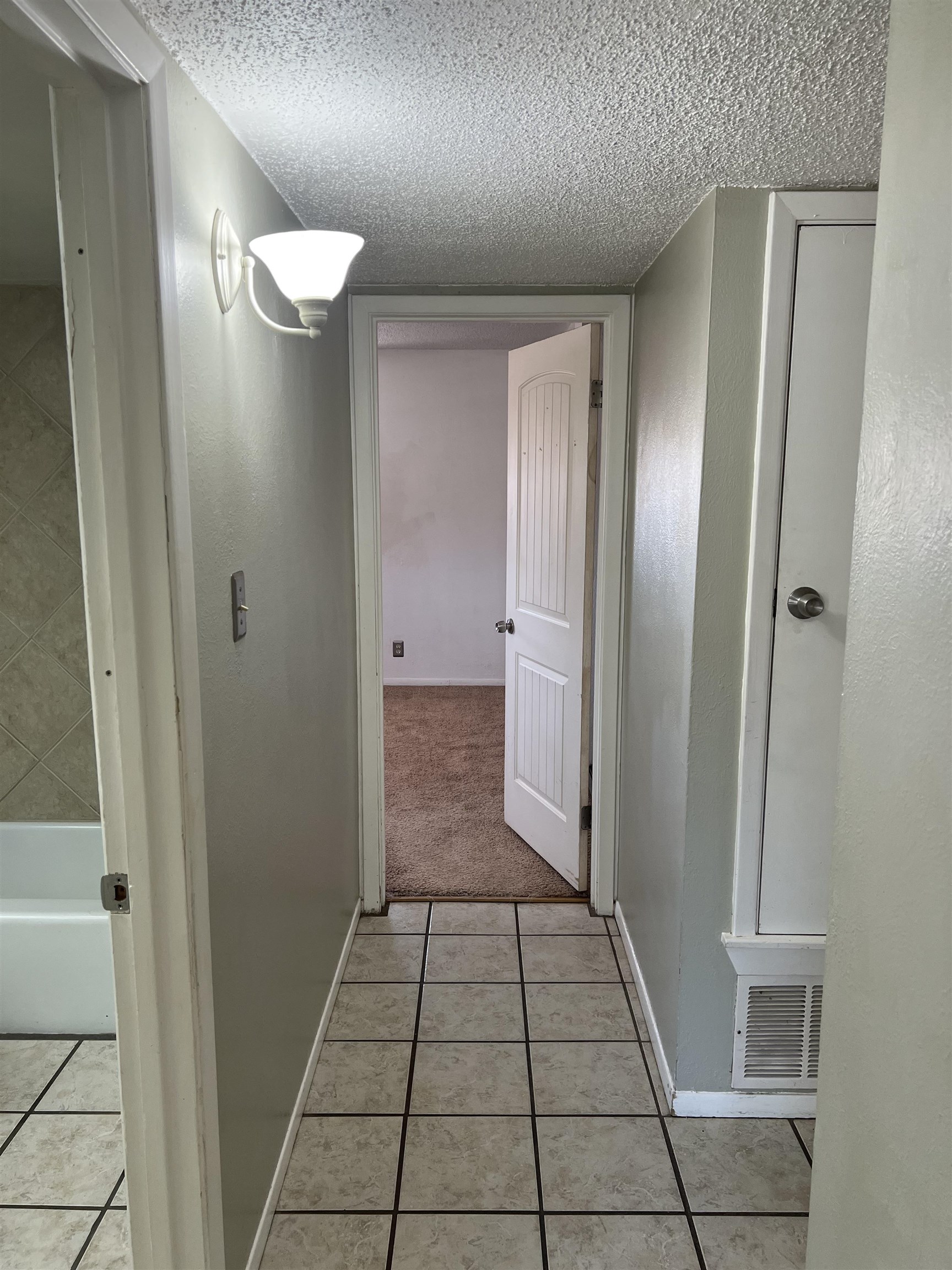 1003 Scenic DR