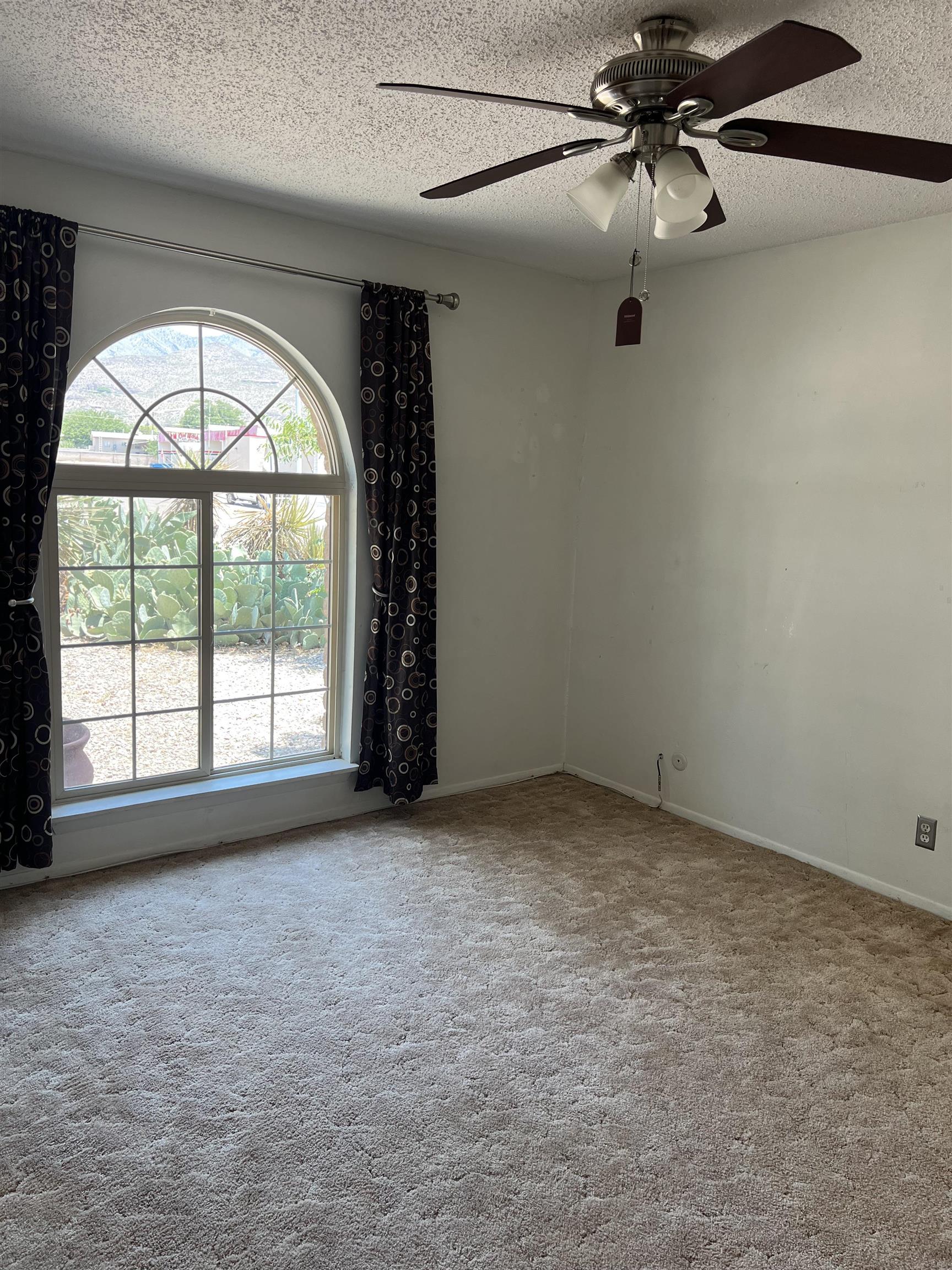 1003 Scenic DR