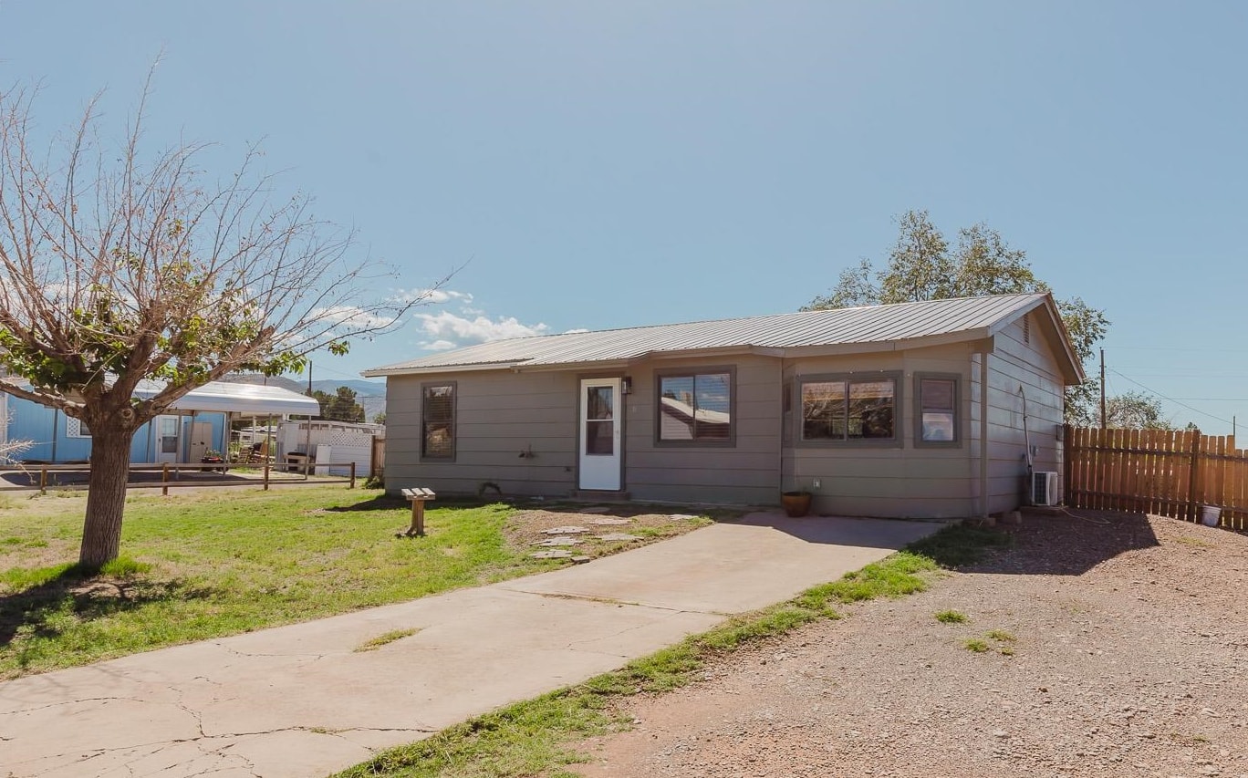 10 Alicia DR