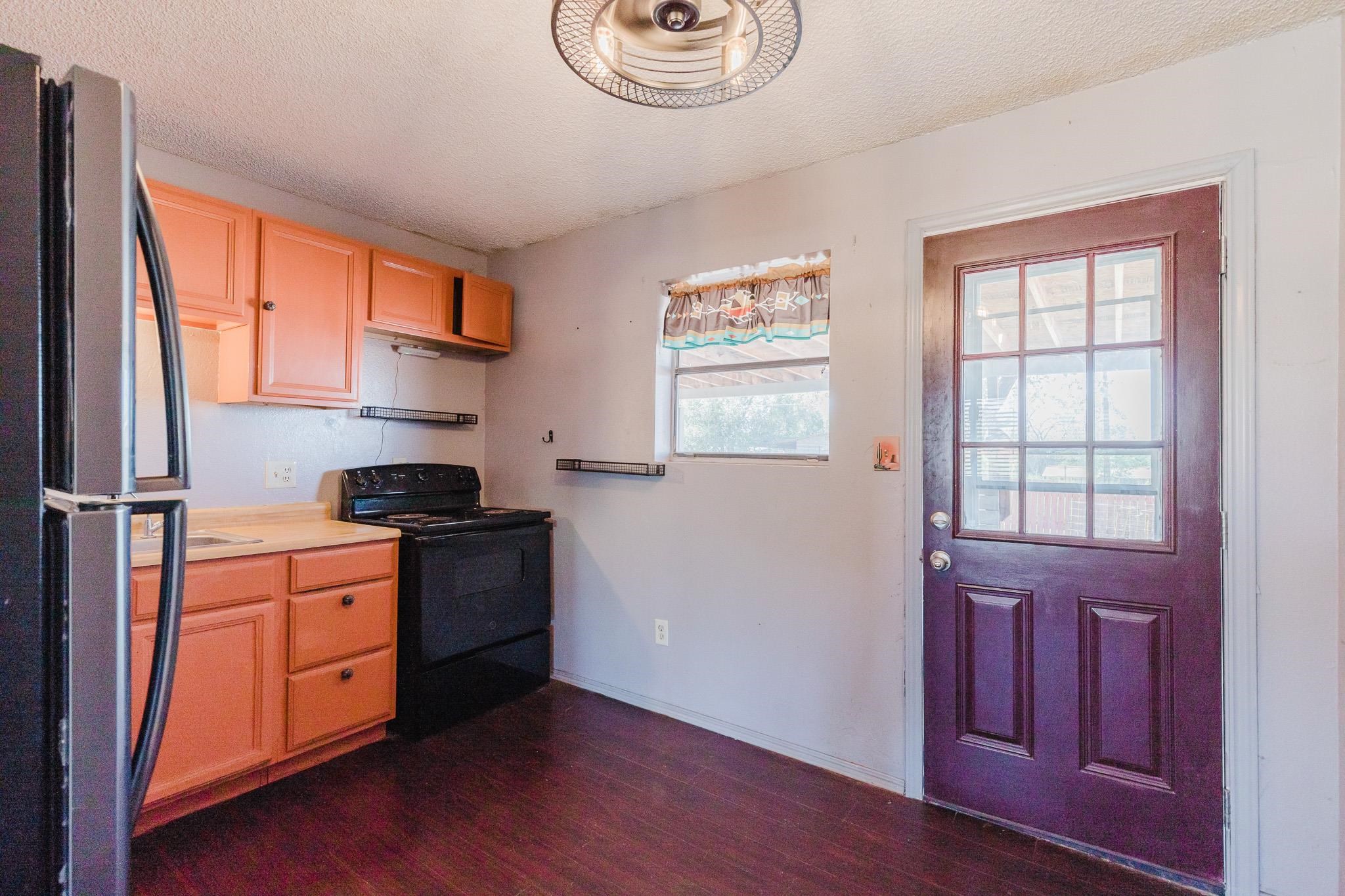 10 Alicia DR