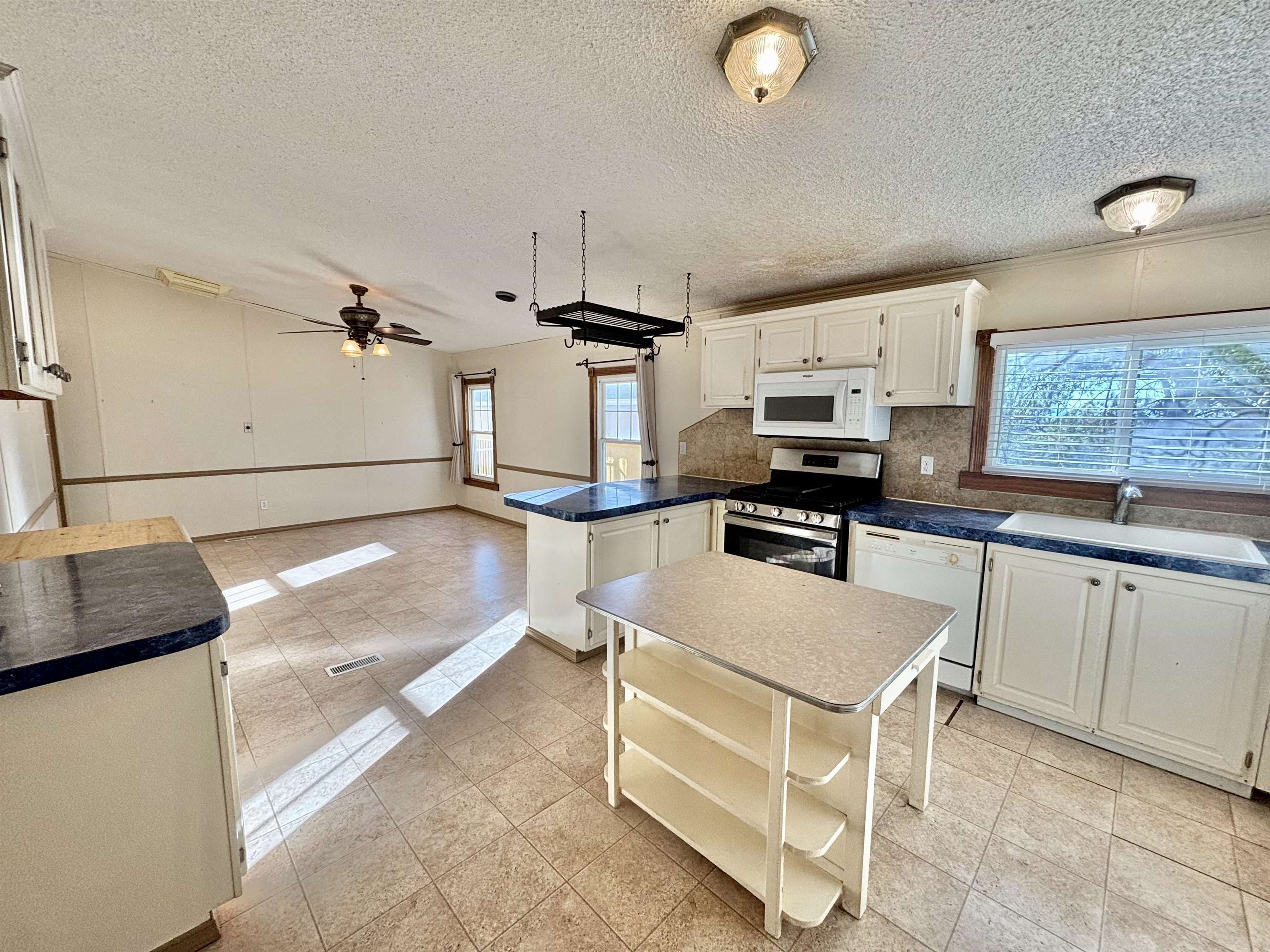9 David DR