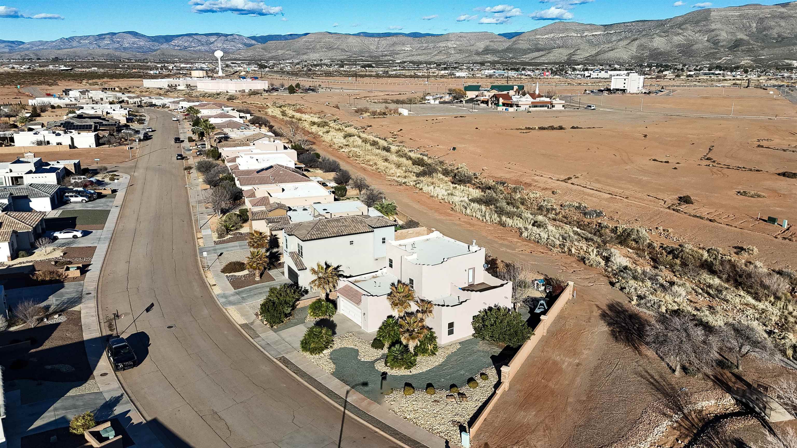 3414 Red Arroyo DR