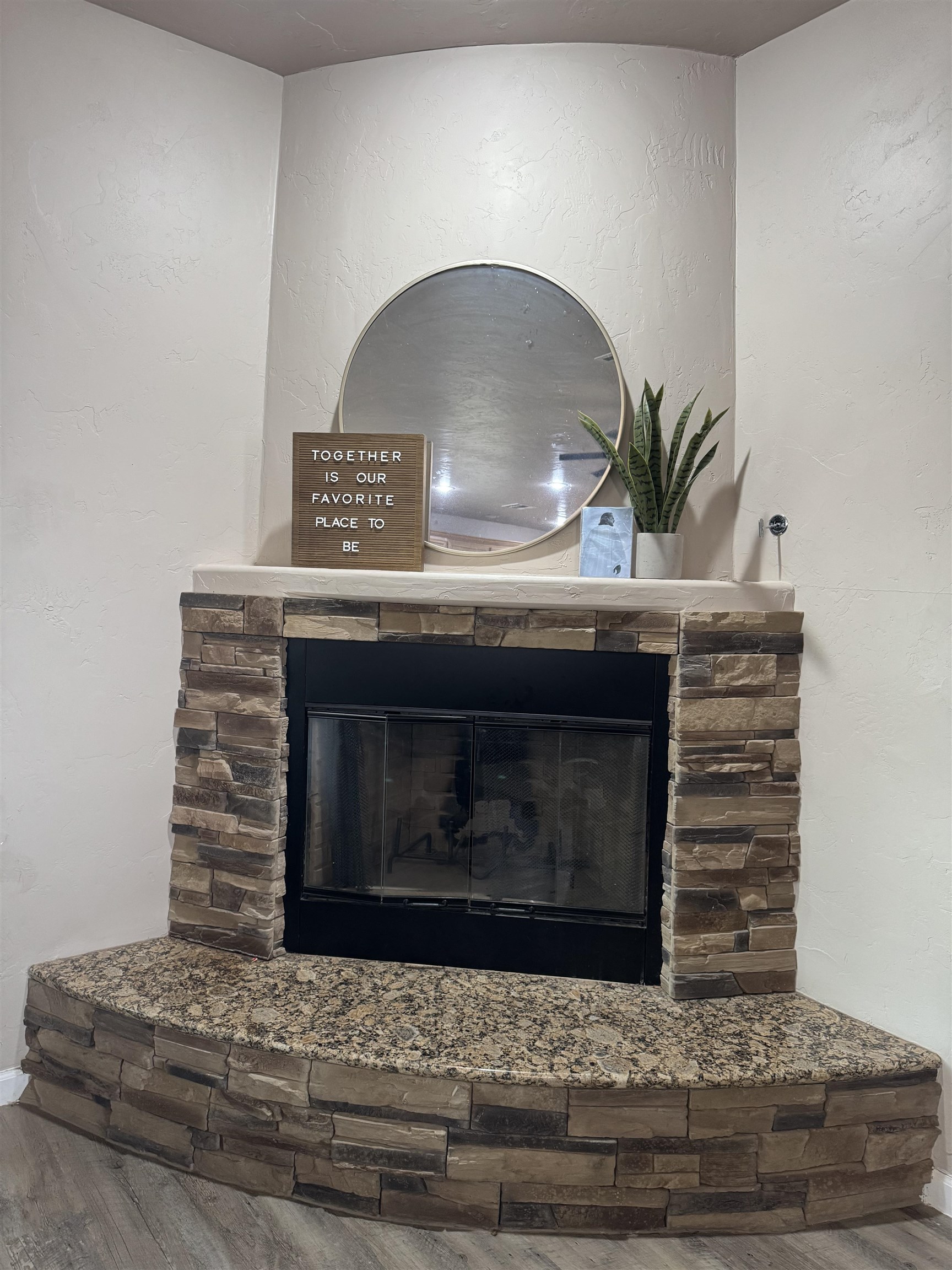 3414 Red Arroyo DR