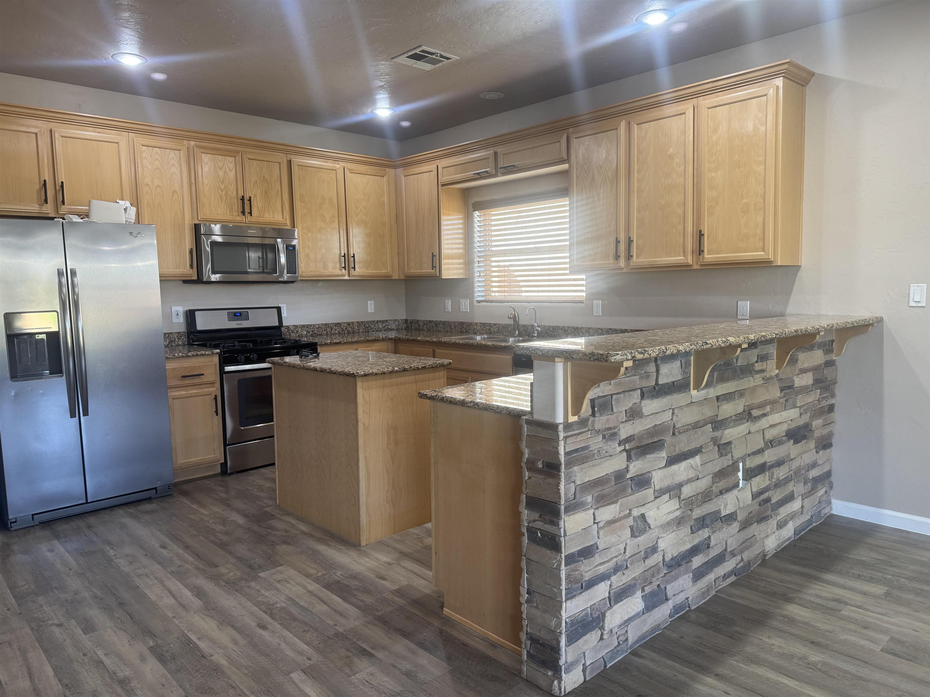3414 Red Arroyo DR